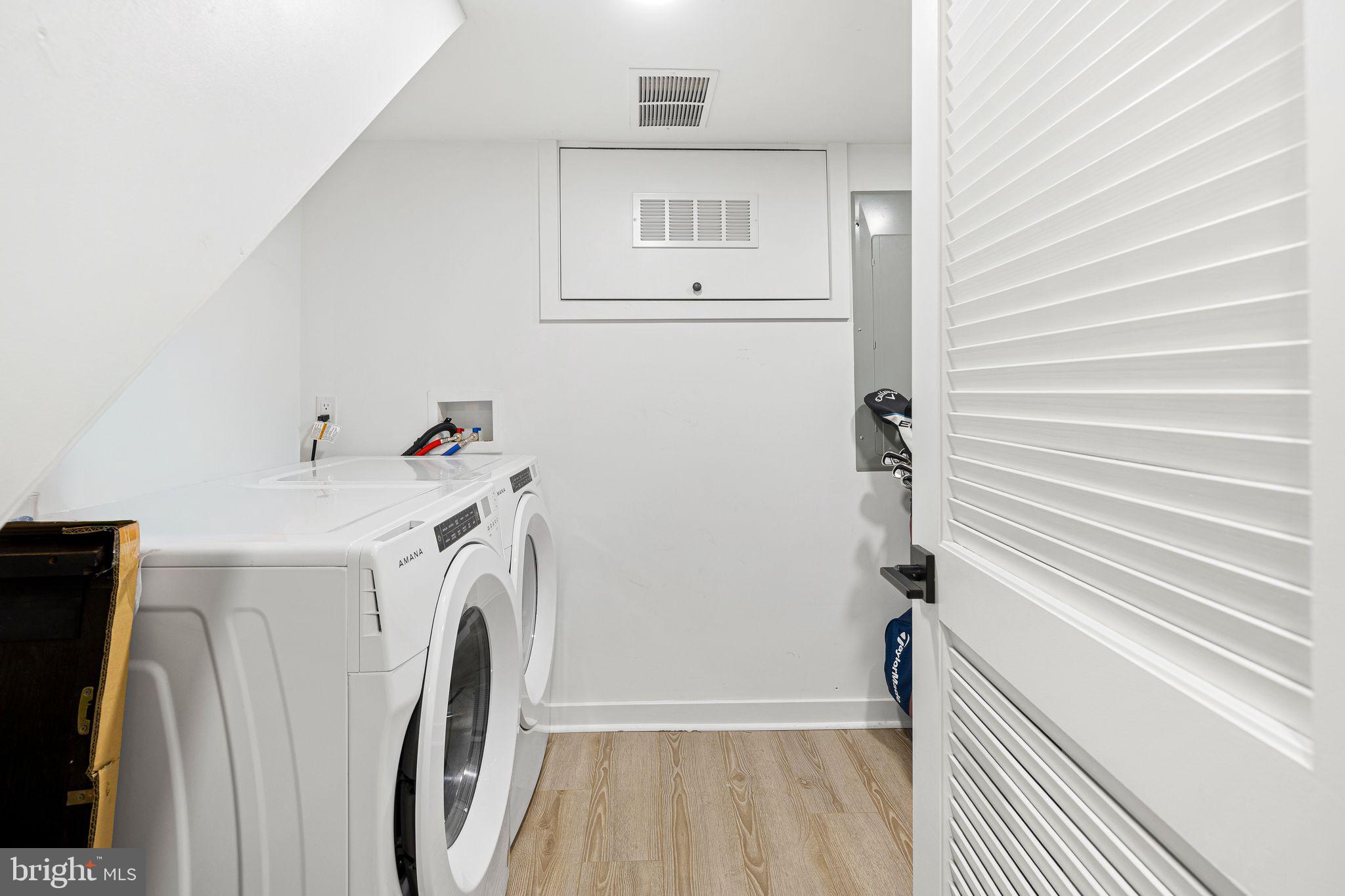 FAIRMOUNT - Residential