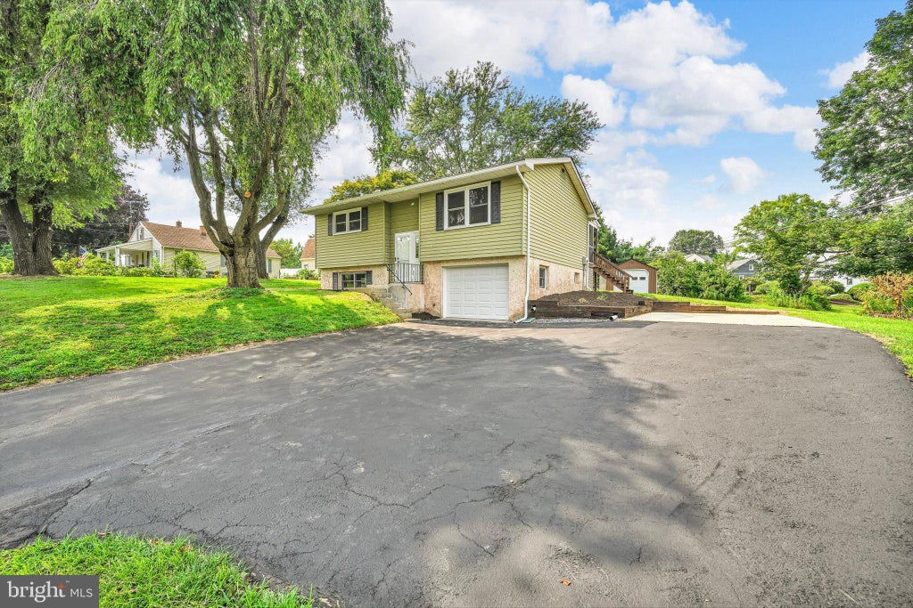 Photo of 2829 Main Street, CONESTOGA, PA 17516 (MLS # PALA2094652)