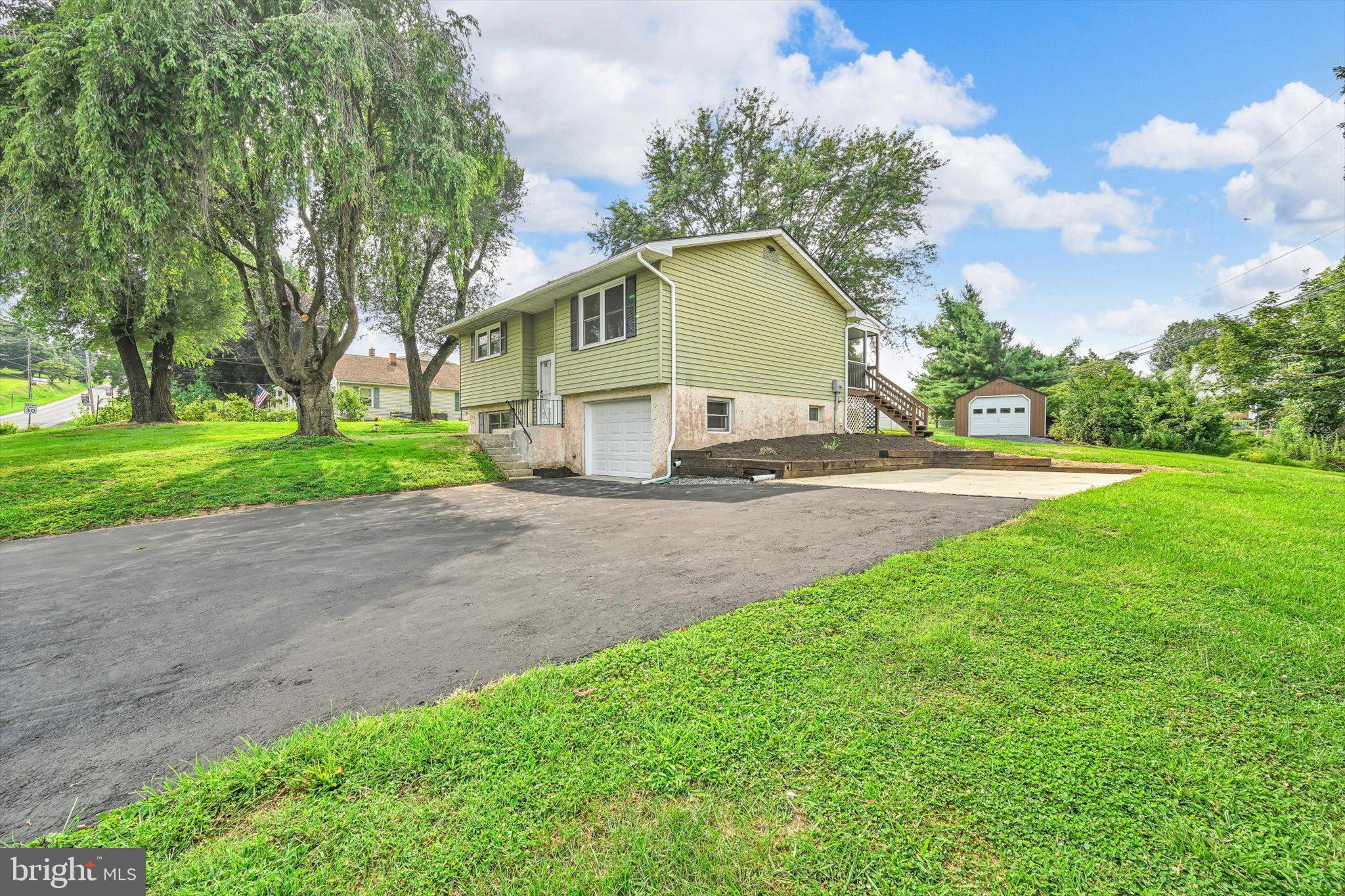 2829 MAIN STREET