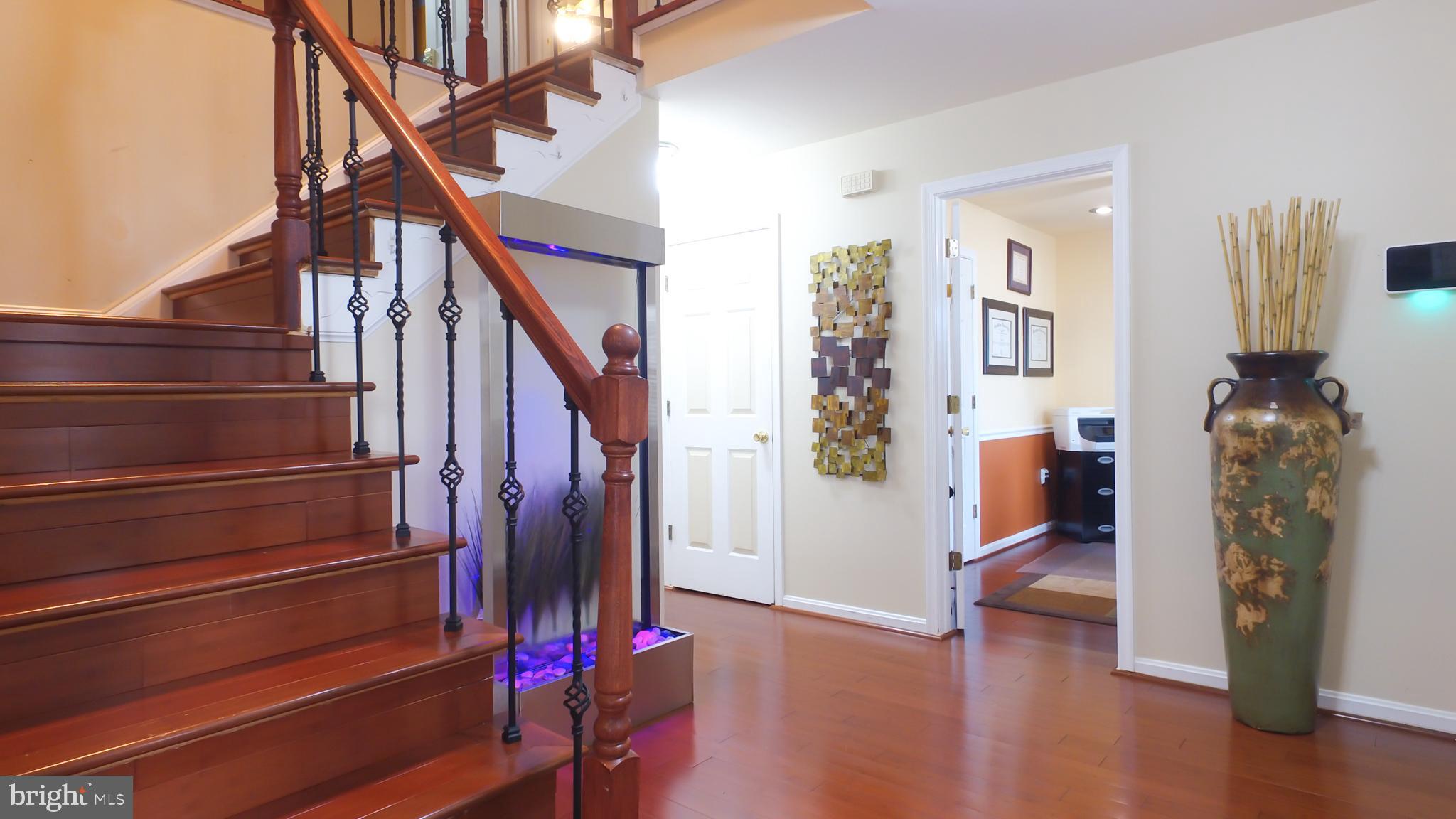 DORCHESTER NEIGHBORHOOD - Residential