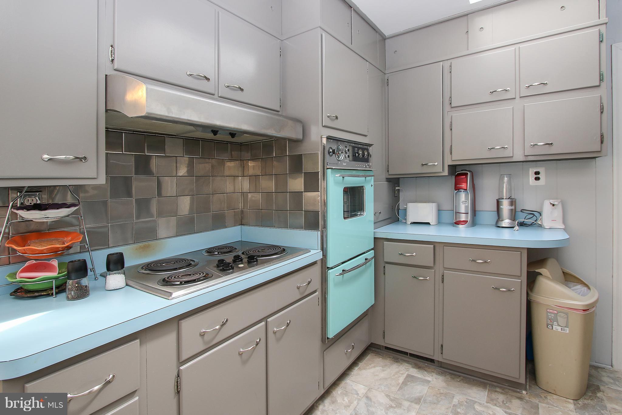 BRADDOCK ACRES - Residential