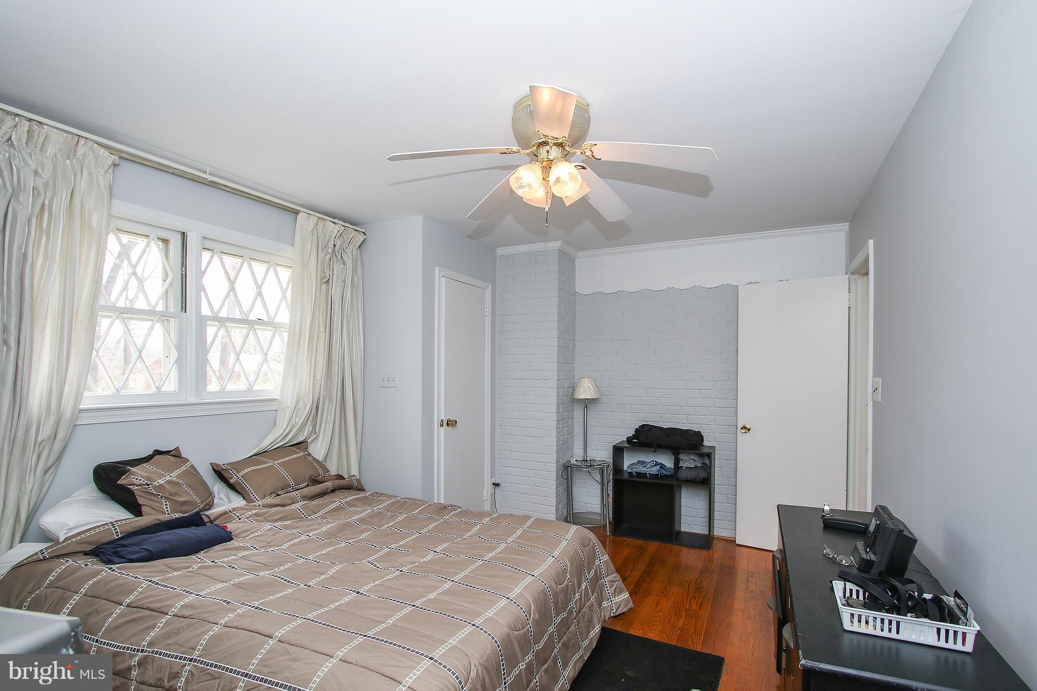 BRADDOCK ACRES - Residential