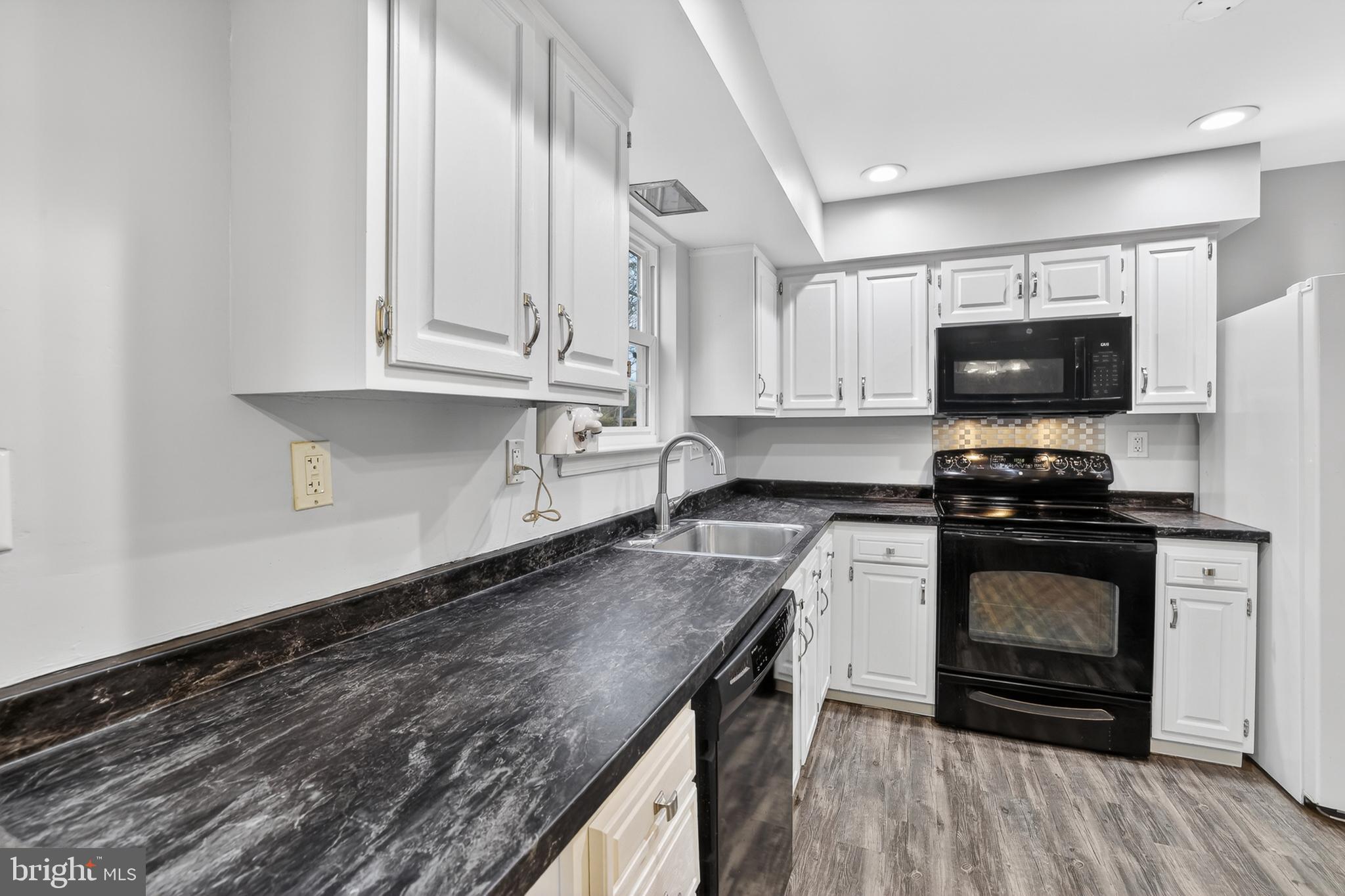 SPRING VALLEY FARM - Residential