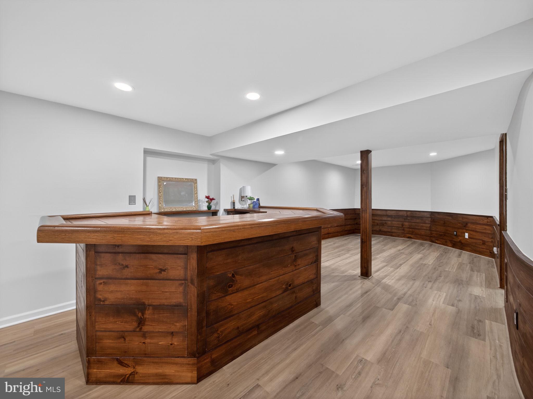 HEADLEY TRACE - Residential
