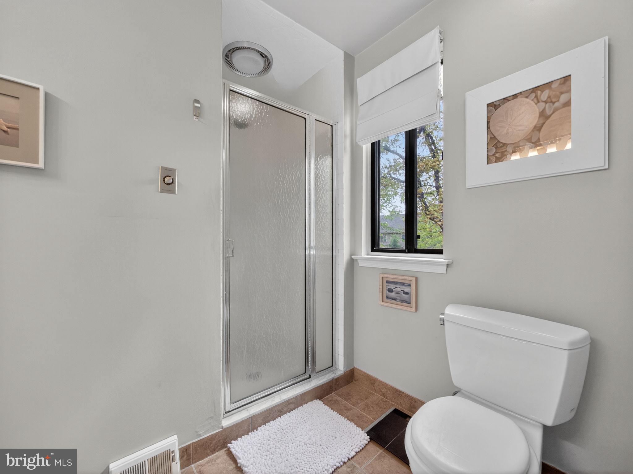 HEADLEY TRACE - Residential