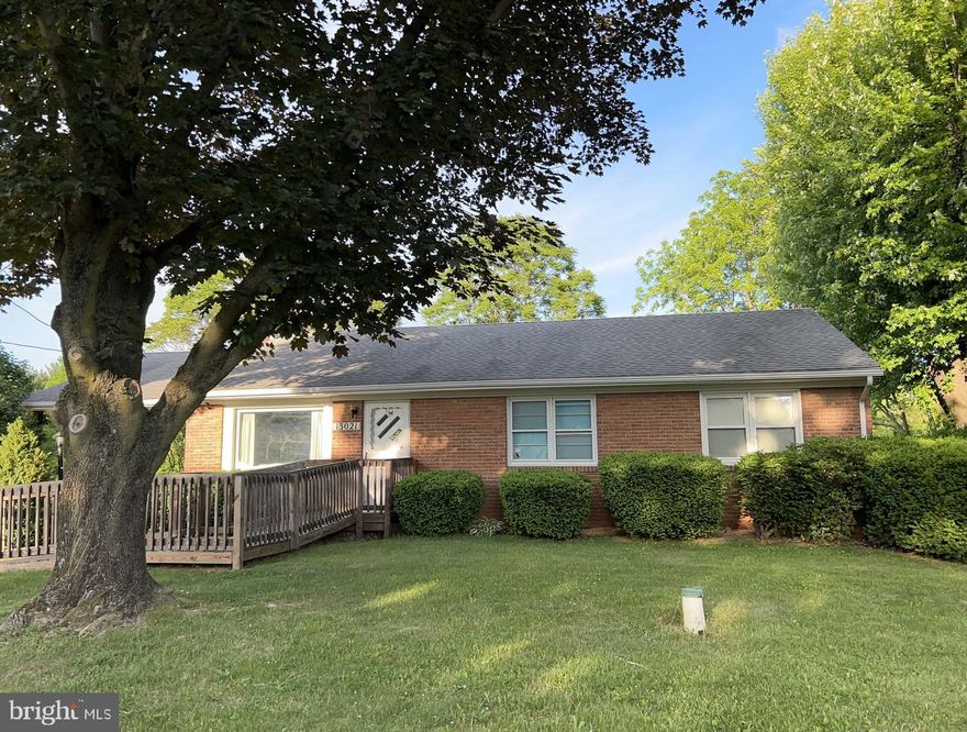 This all brick rancher on .67 acre lot offers 3 bedrooms and 1 full bath.   Open floor plan with hardwood floors.  Wood burning fireplace.  Full unfinished basement.  Carport with brick BBQ.  Newer roof.  Strictly "AS IS"