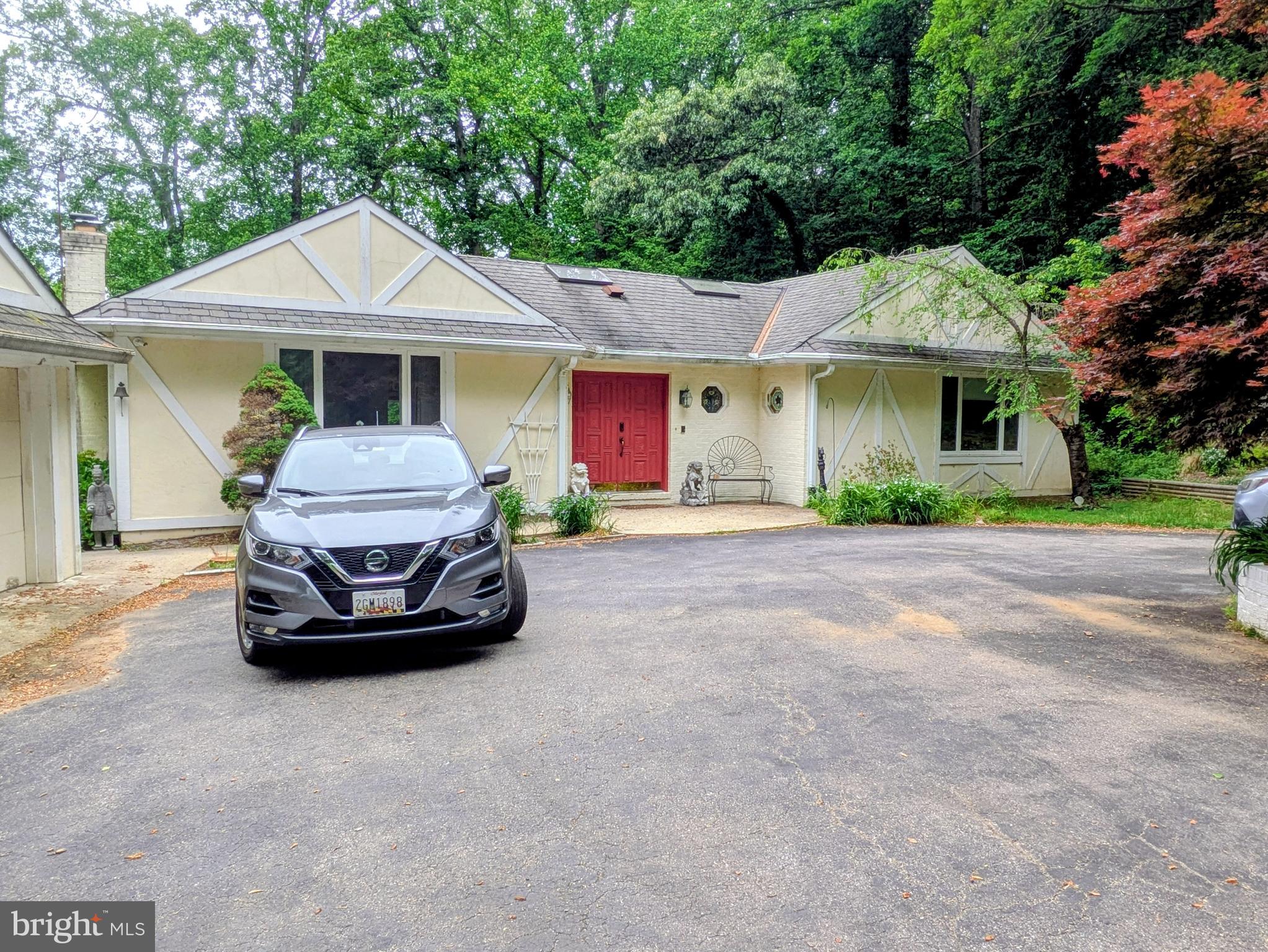 314 KINGSBERRY DRIVE