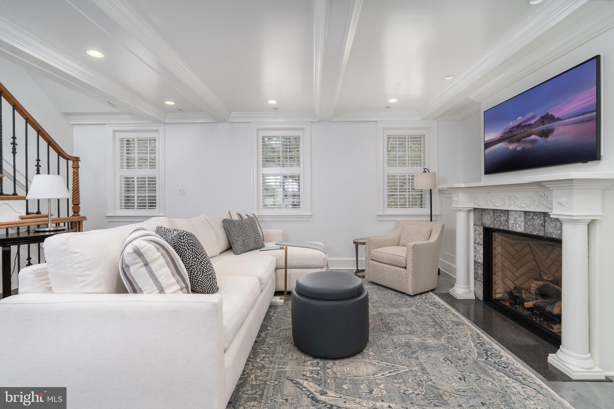 OLD TOWN ALEXANDRIA - Residential