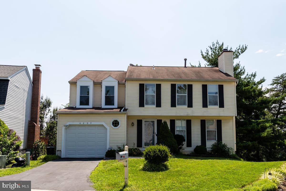 VALLEY STREAM ESTATES - Residential