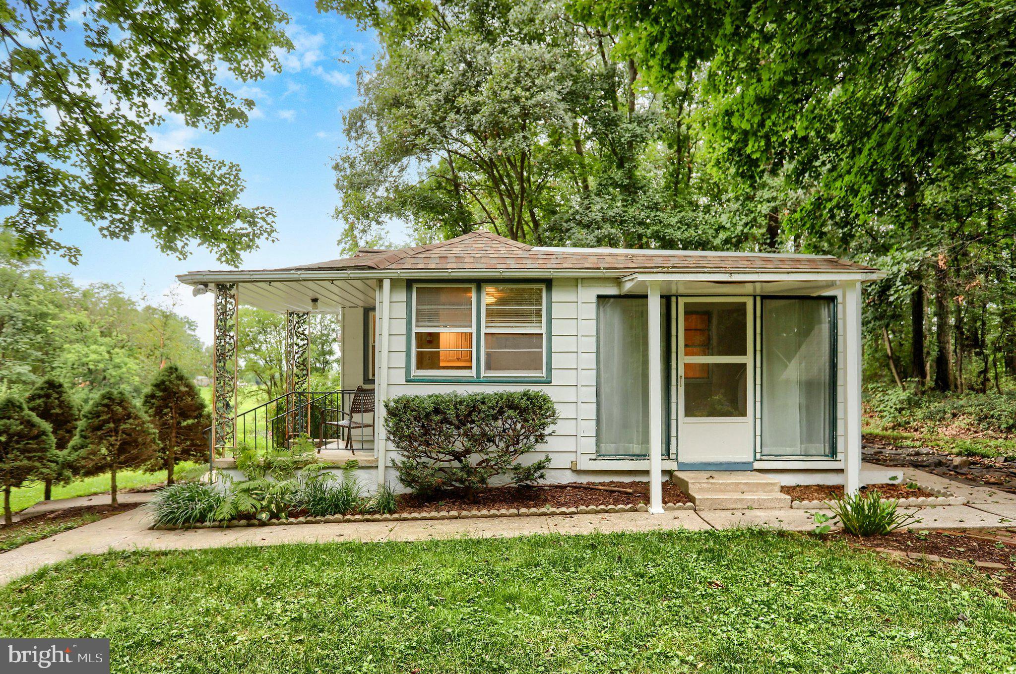 5652 UNION DEPOSIT ROAD