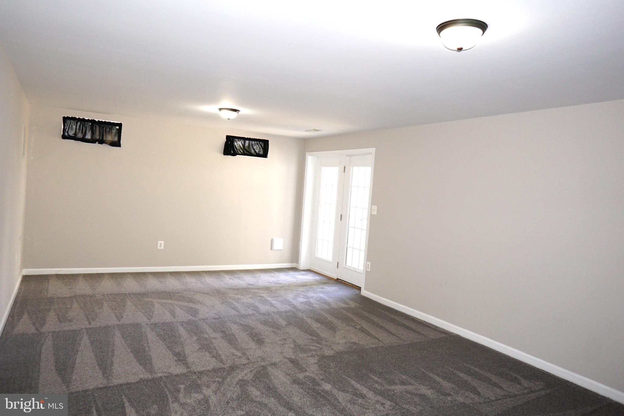 ENGLAND RUN NORTH - Residential