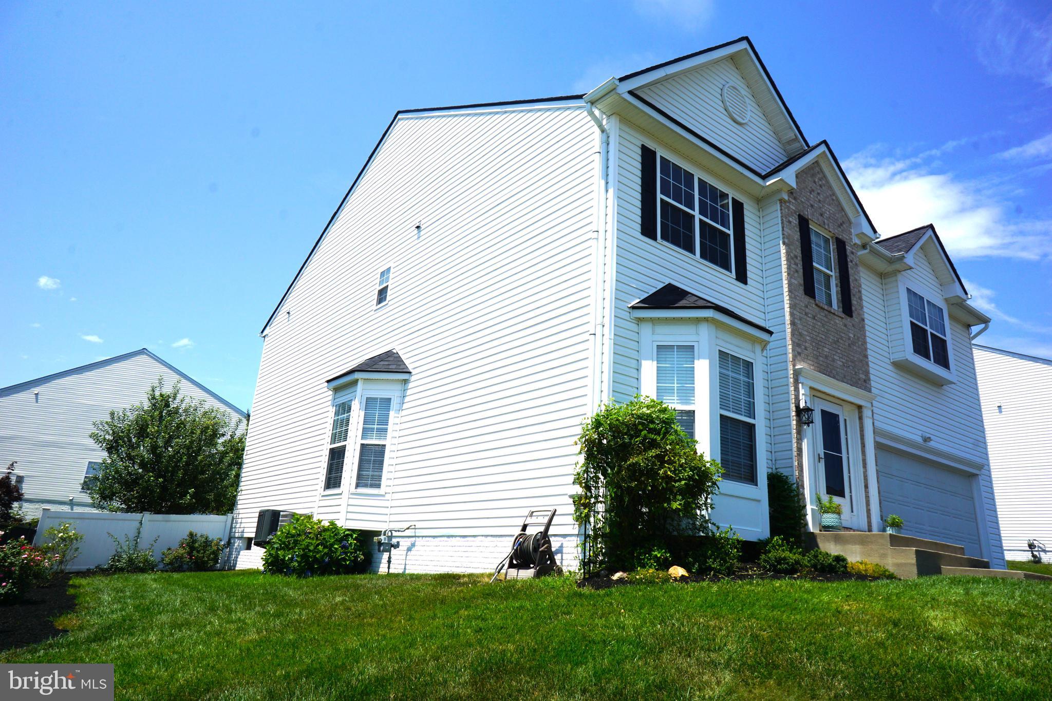 ENGLAND RUN NORTH - Residential