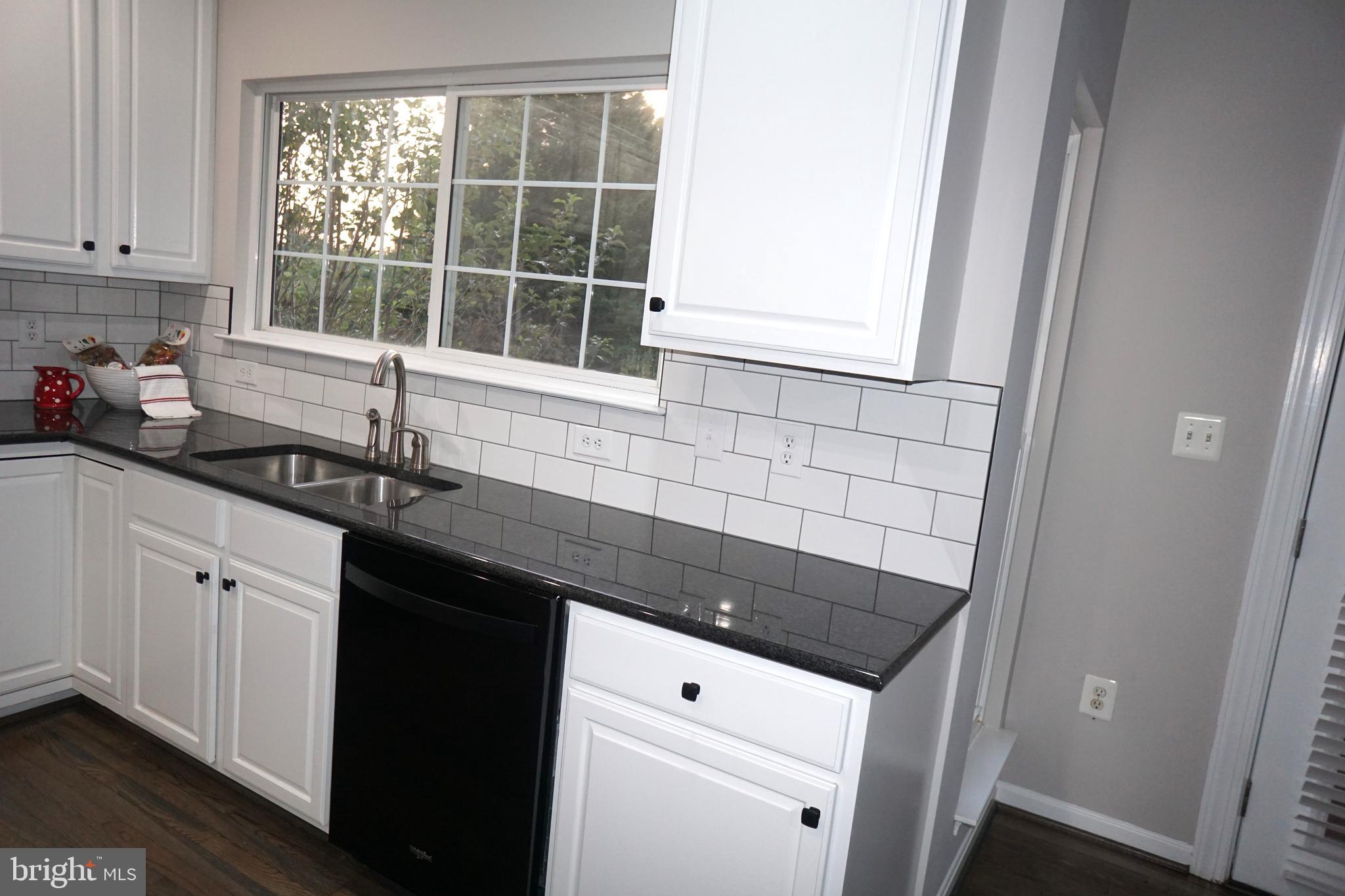 ENGLAND RUN NORTH - Residential