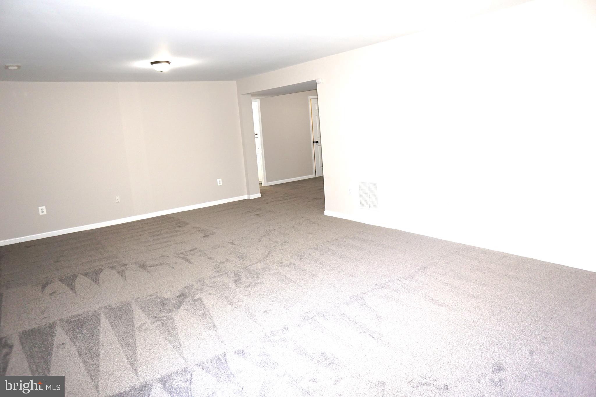 ENGLAND RUN NORTH - Residential