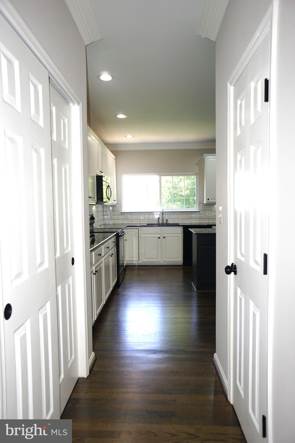 ENGLAND RUN NORTH - Residential