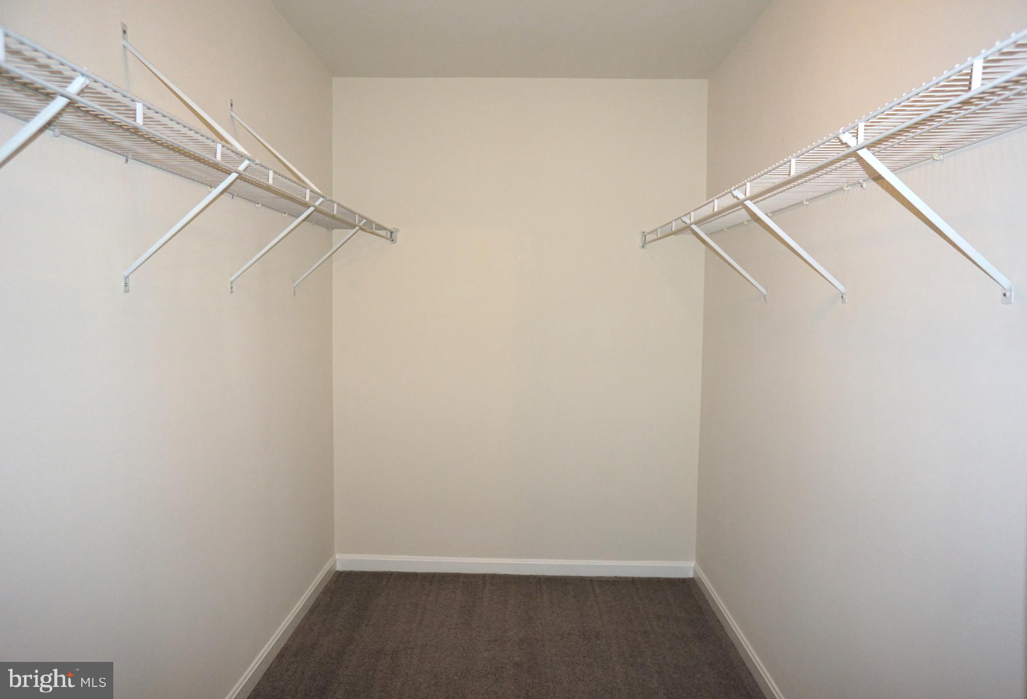 ENGLAND RUN NORTH - Residential