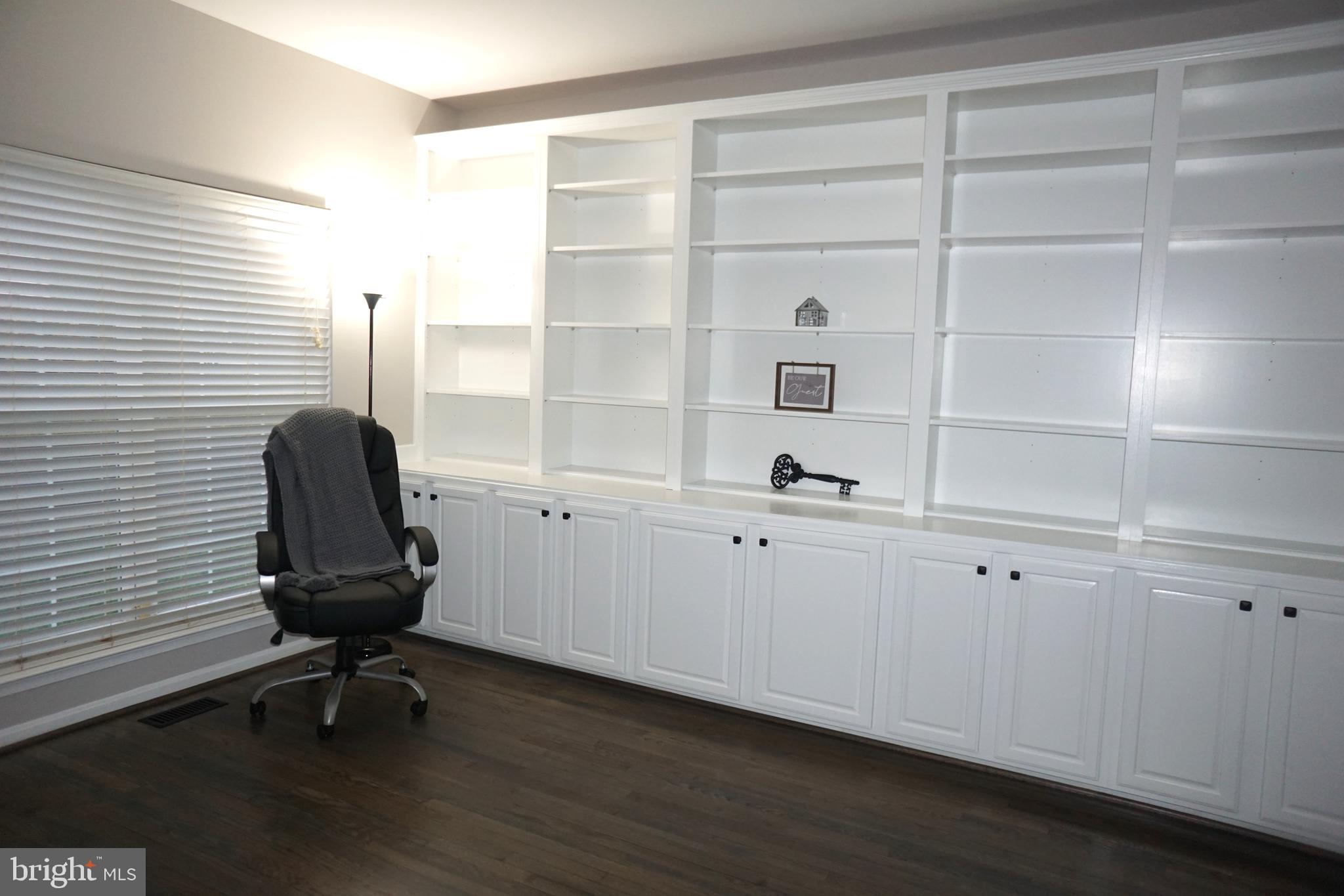 ENGLAND RUN NORTH - Residential