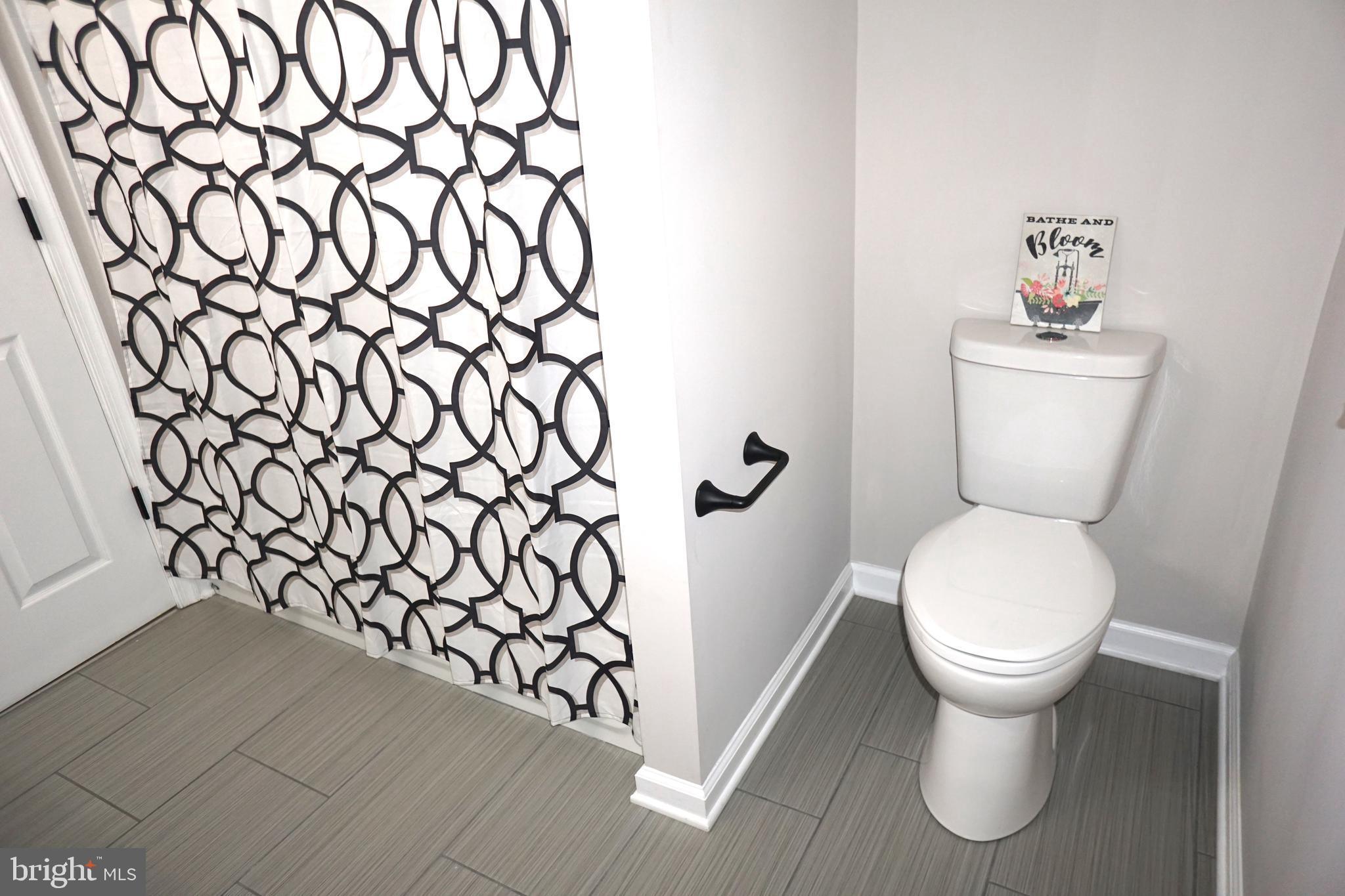 ENGLAND RUN NORTH - Residential