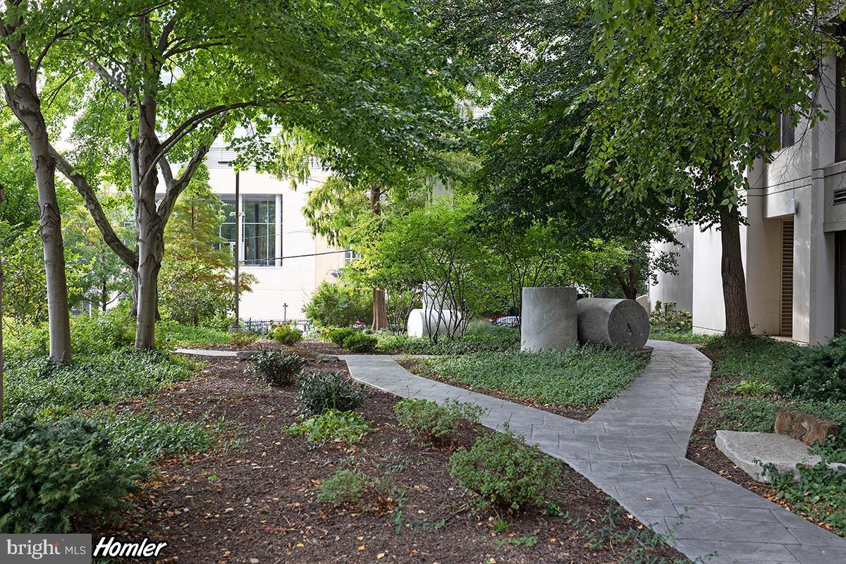 ART MUSEUM AREA - Residential