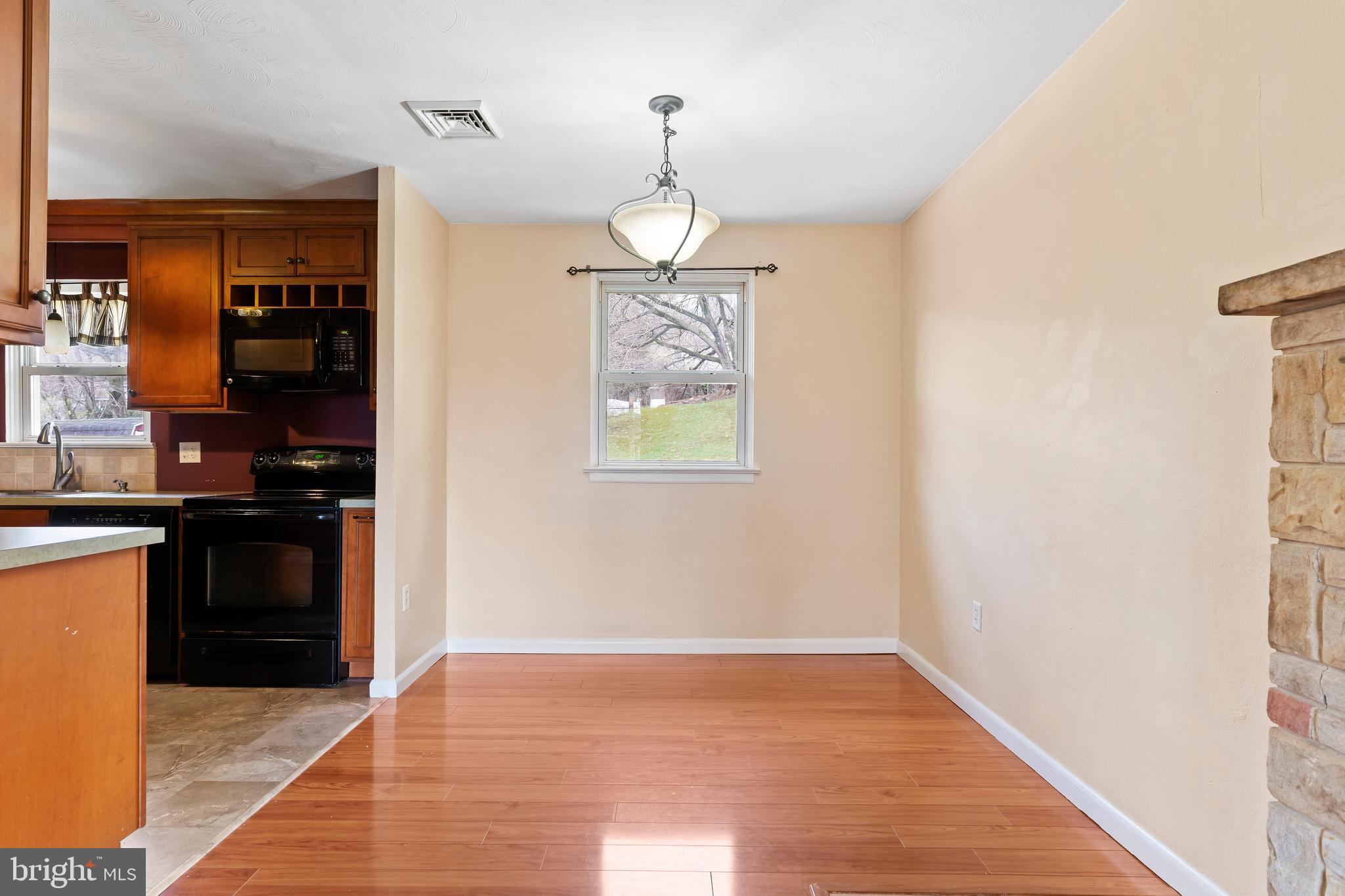 PLEASANT VIEW - Residential