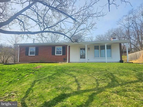116 PLEASANTVIEW TERRACE NEW CUMBERLAND PA 17070