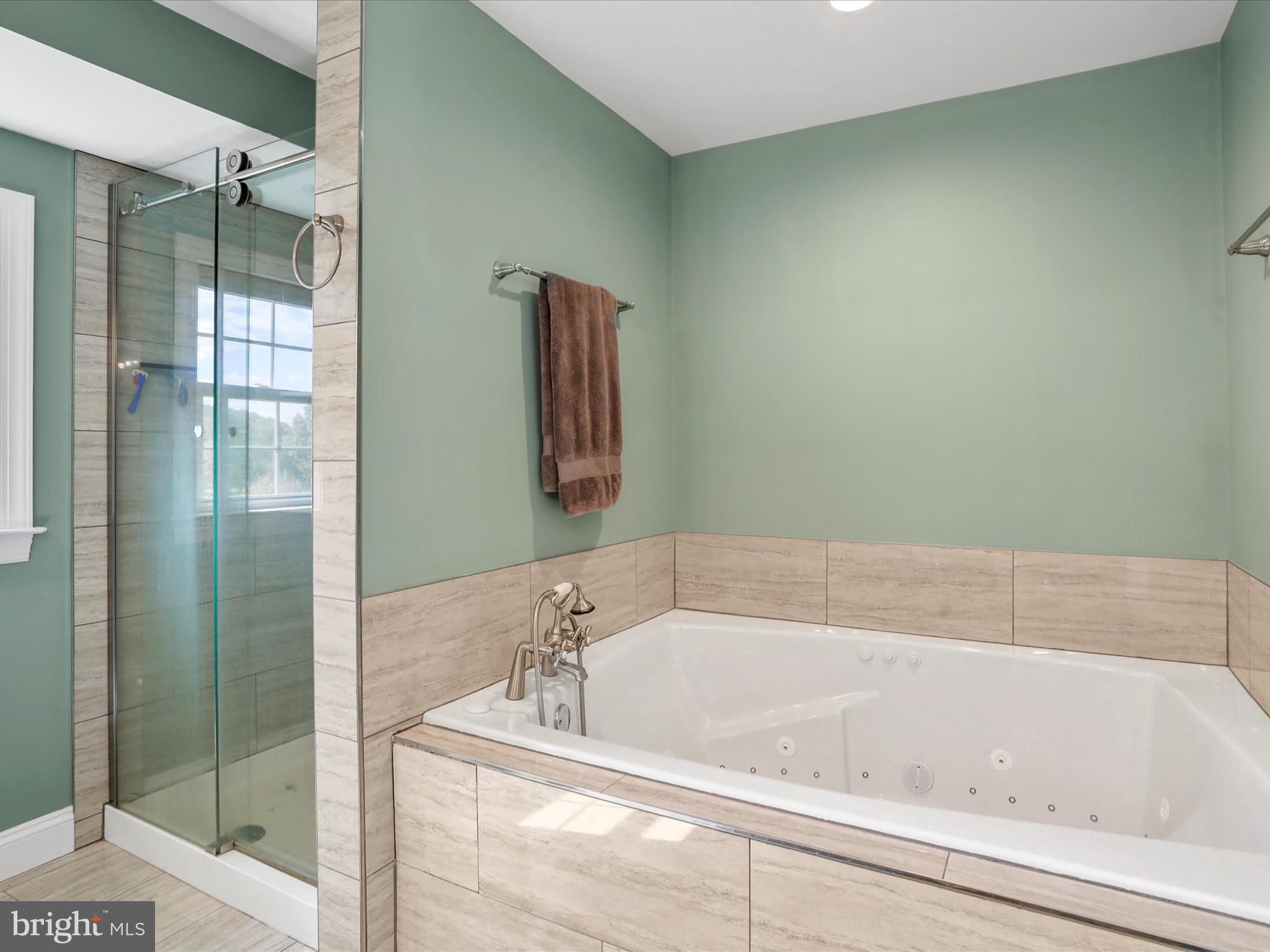 JACKSONS MEADOW - Residential