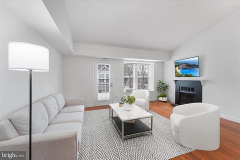 Photo of 4522 28th Road S #12-2, ARLINGTON, VA 22206 (MLS # VAAR2078458)