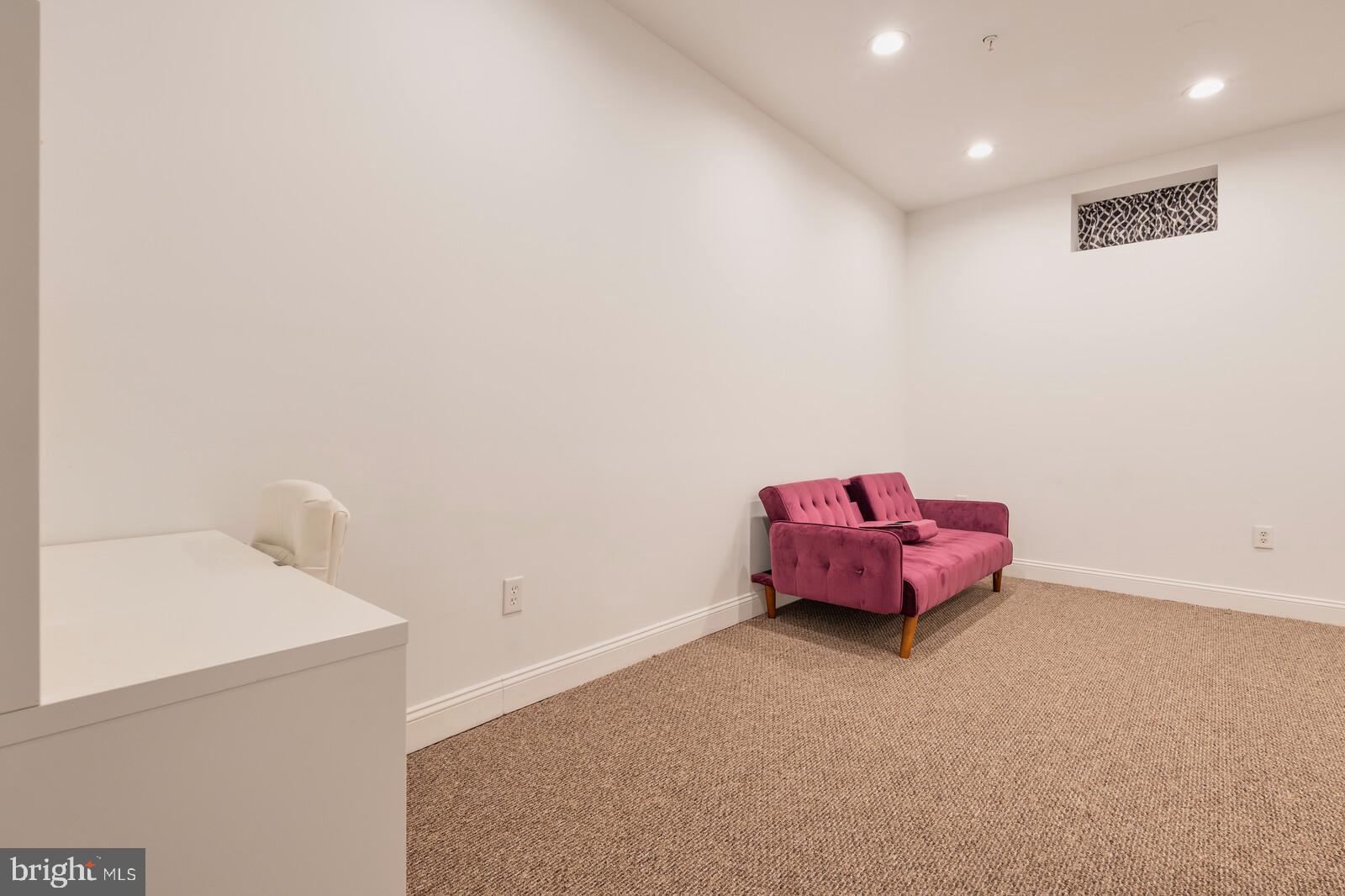 RIVERWATCH IND HEAD - Residential