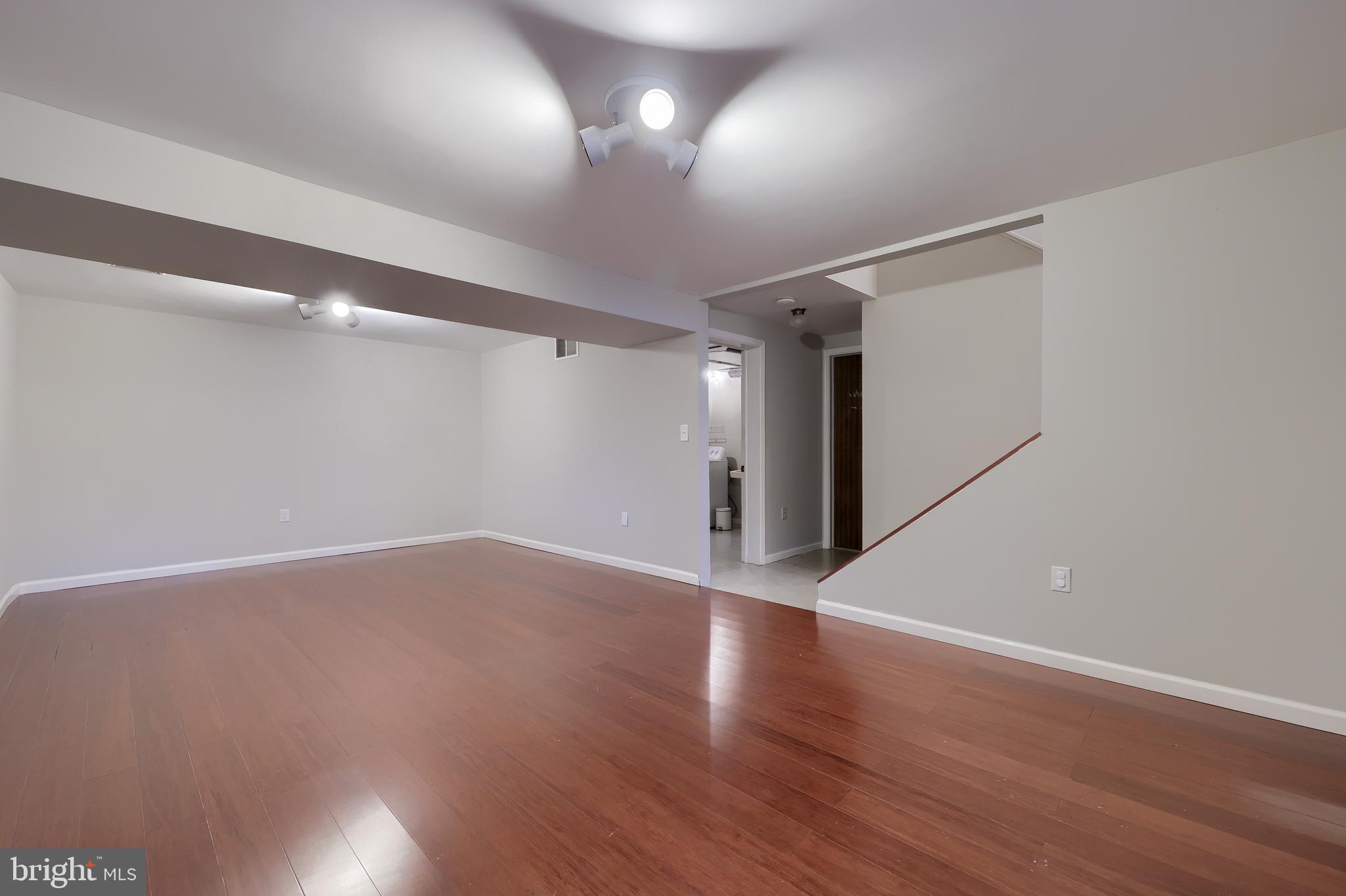 BRIDGE VALLEY - Residential