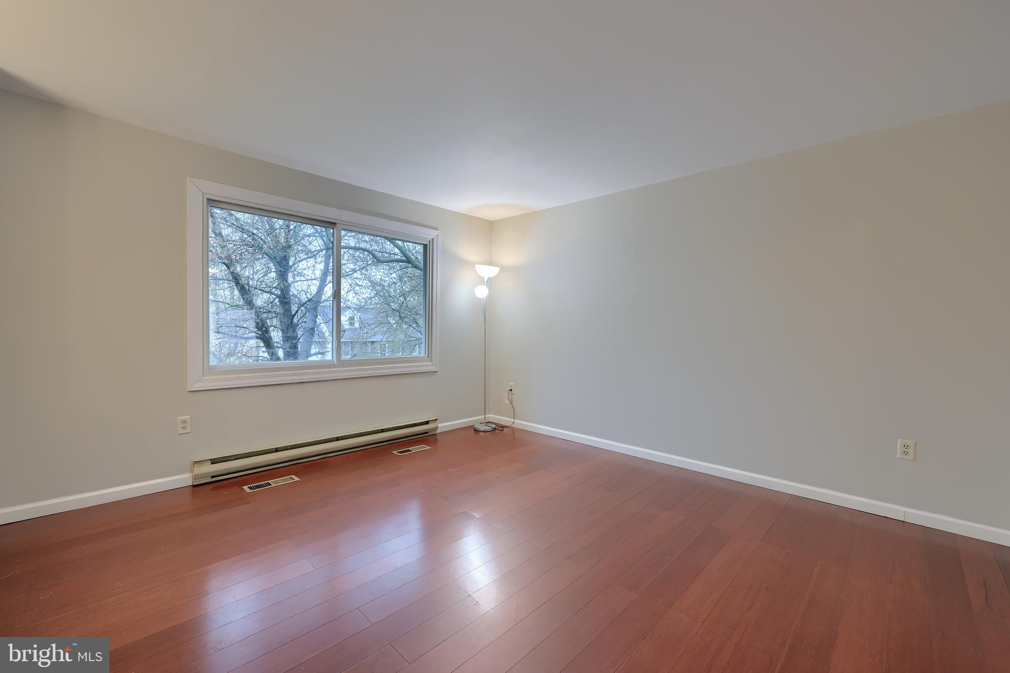 BRIDGE VALLEY - Residential