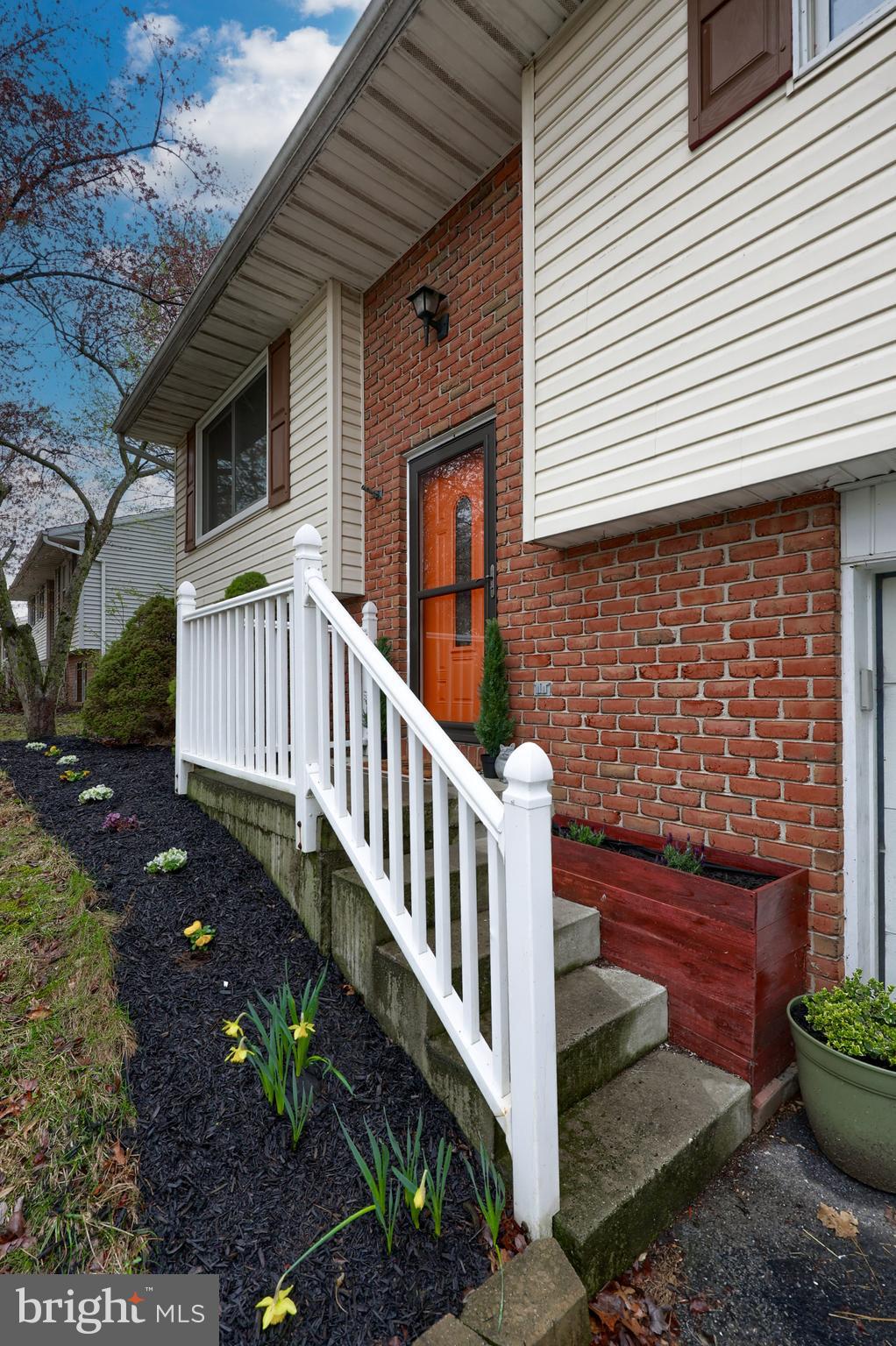 BRIDGE VALLEY - Residential