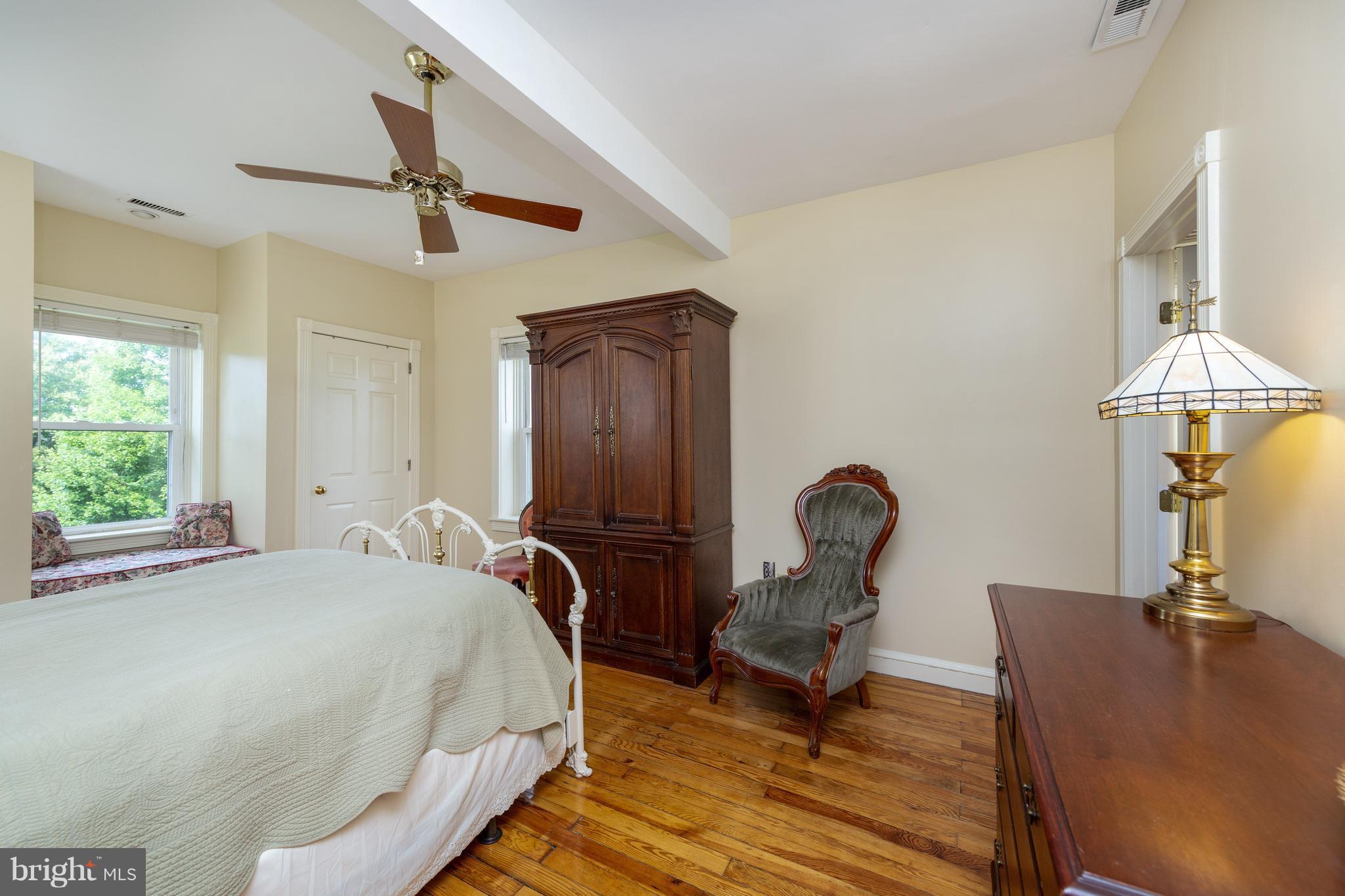 OAKMONT GREEN - Residential