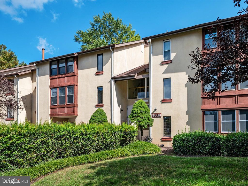 Photo of 9639 Whiteacre Road #B-1, COLUMBIA, MD 21045 (MLS # MDHW2060538)