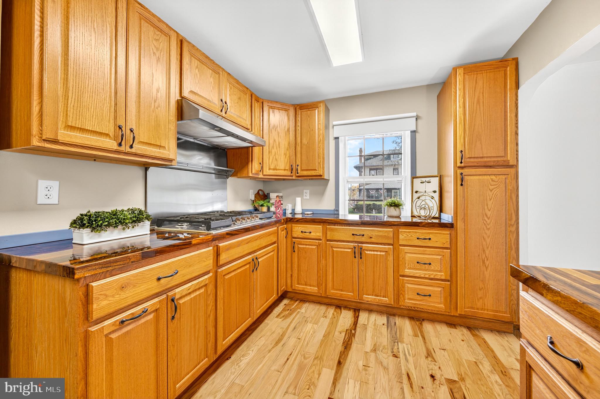 ROBIN HOOD TERRACE - Residential