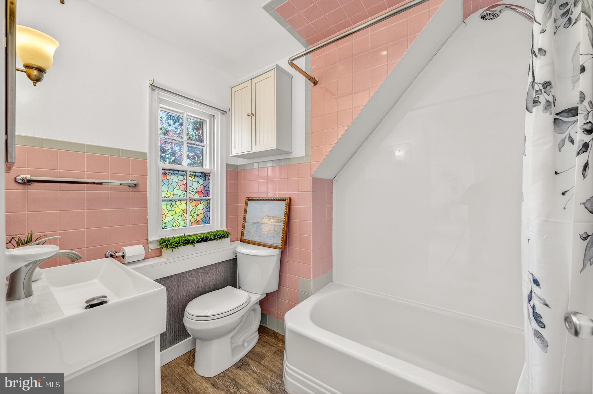 ROBIN HOOD TERRACE - Residential