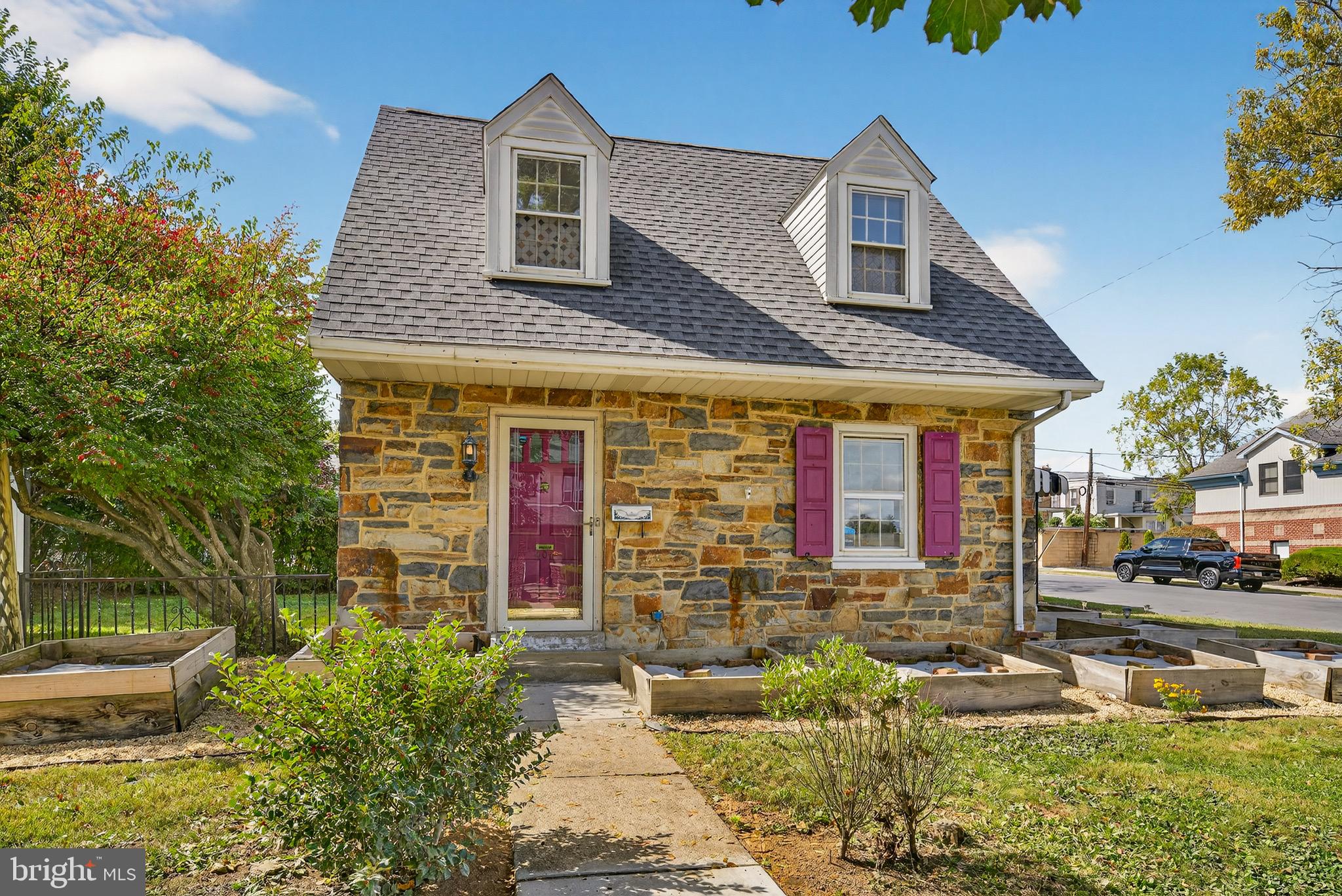 ROBIN HOOD TERRACE - Residential