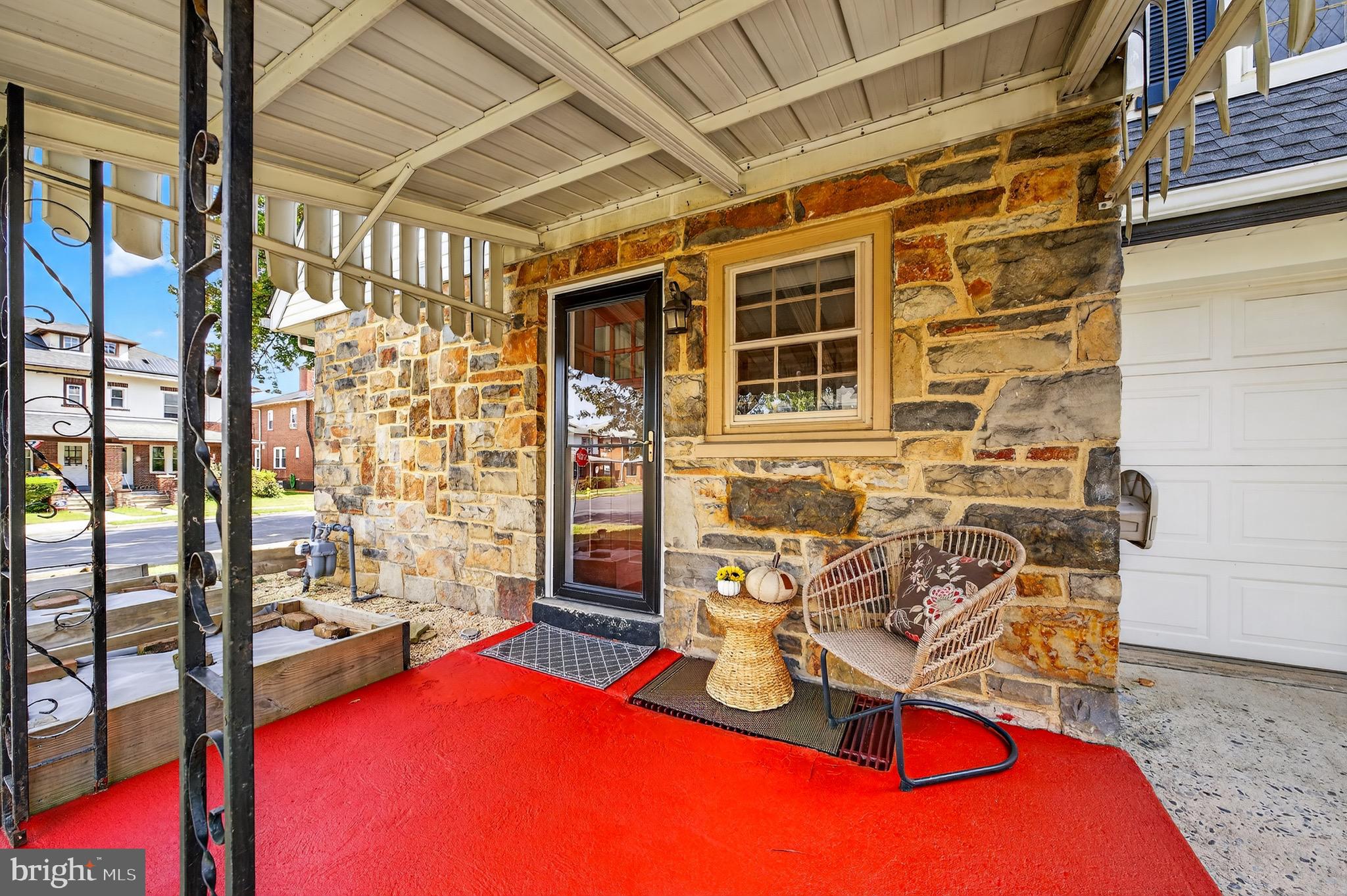 ROBIN HOOD TERRACE - Residential