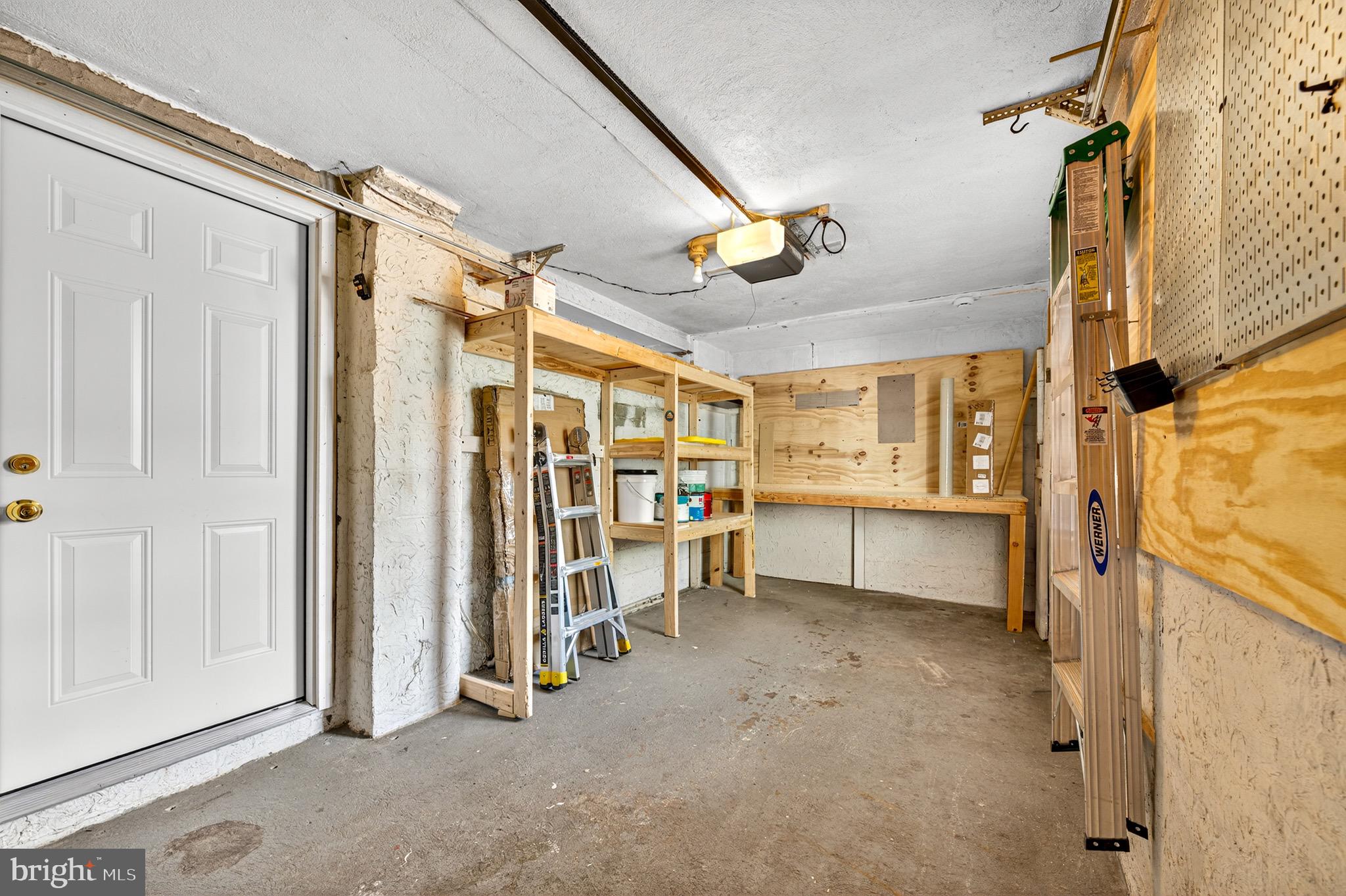 ROBIN HOOD TERRACE - Residential