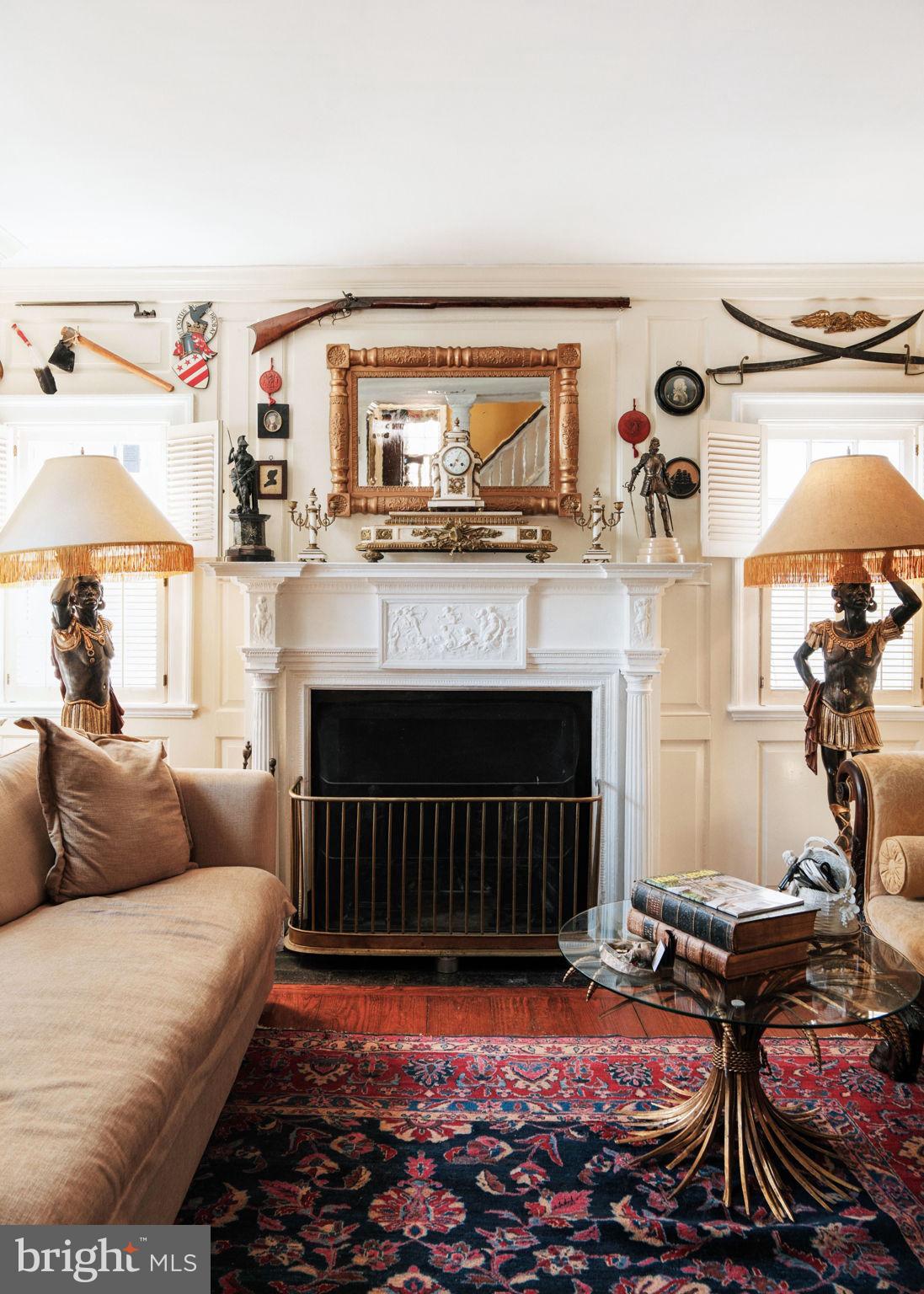 OLD TOWN ALEXANDRIA - Residential