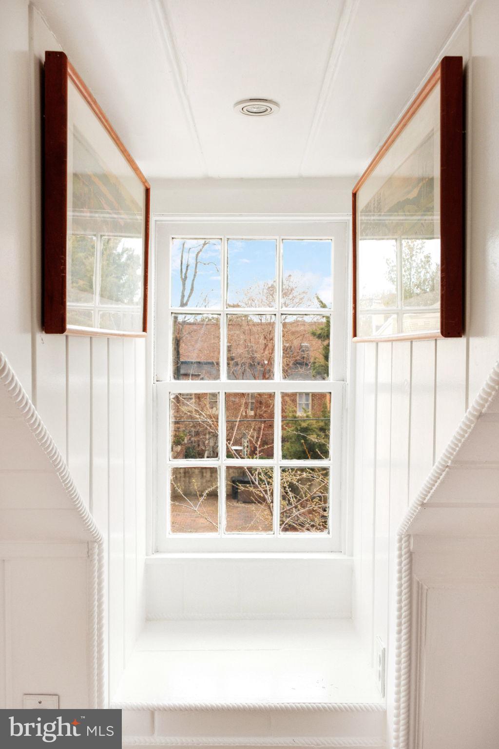 OLD TOWN ALEXANDRIA - Residential