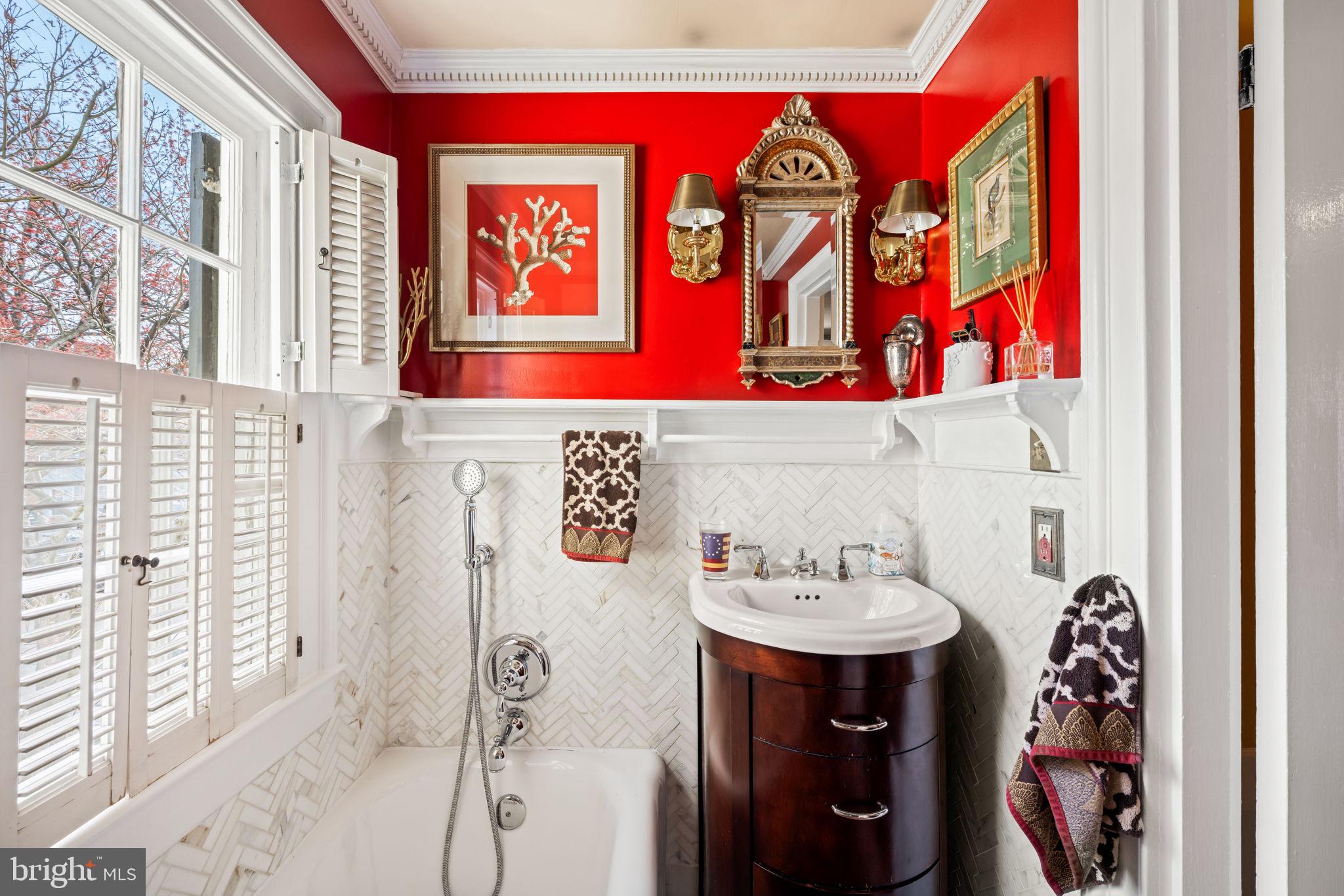 OLD TOWN ALEXANDRIA - Residential