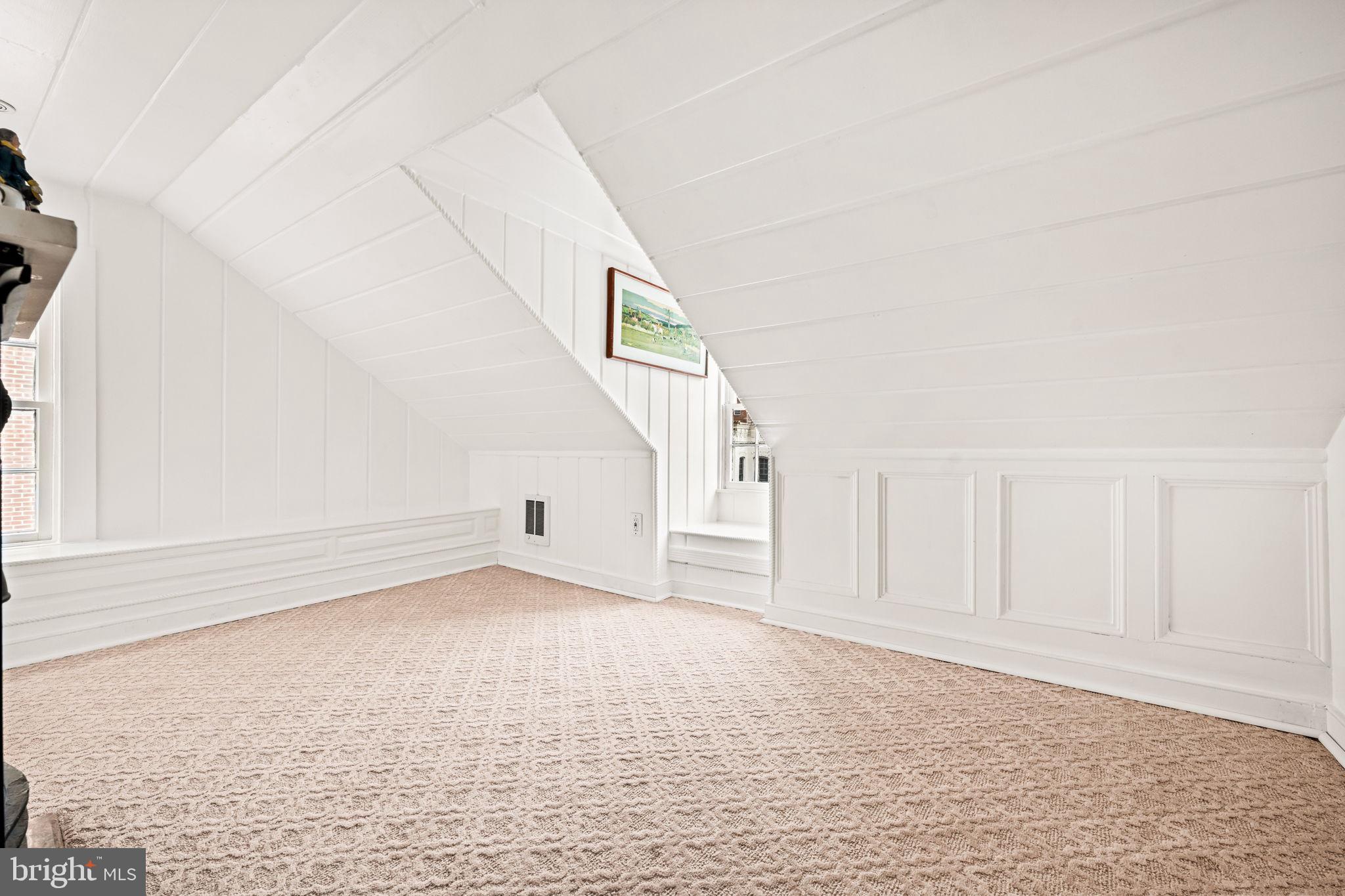 OLD TOWN ALEXANDRIA - Residential