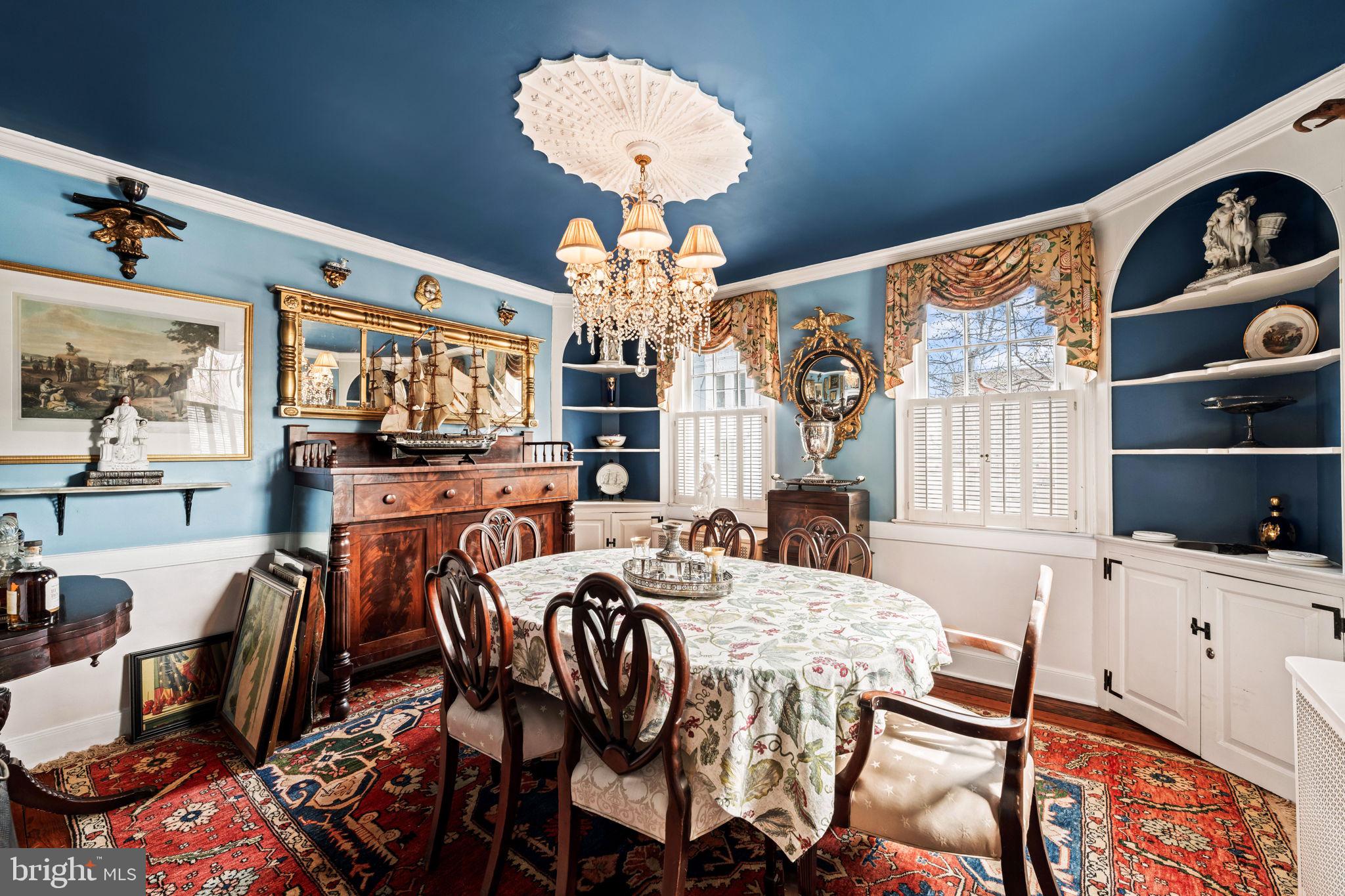 OLD TOWN ALEXANDRIA - Residential