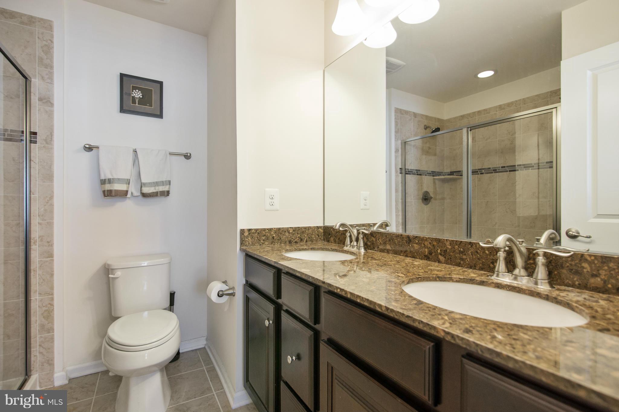 HOWARD SQUARE - Residential