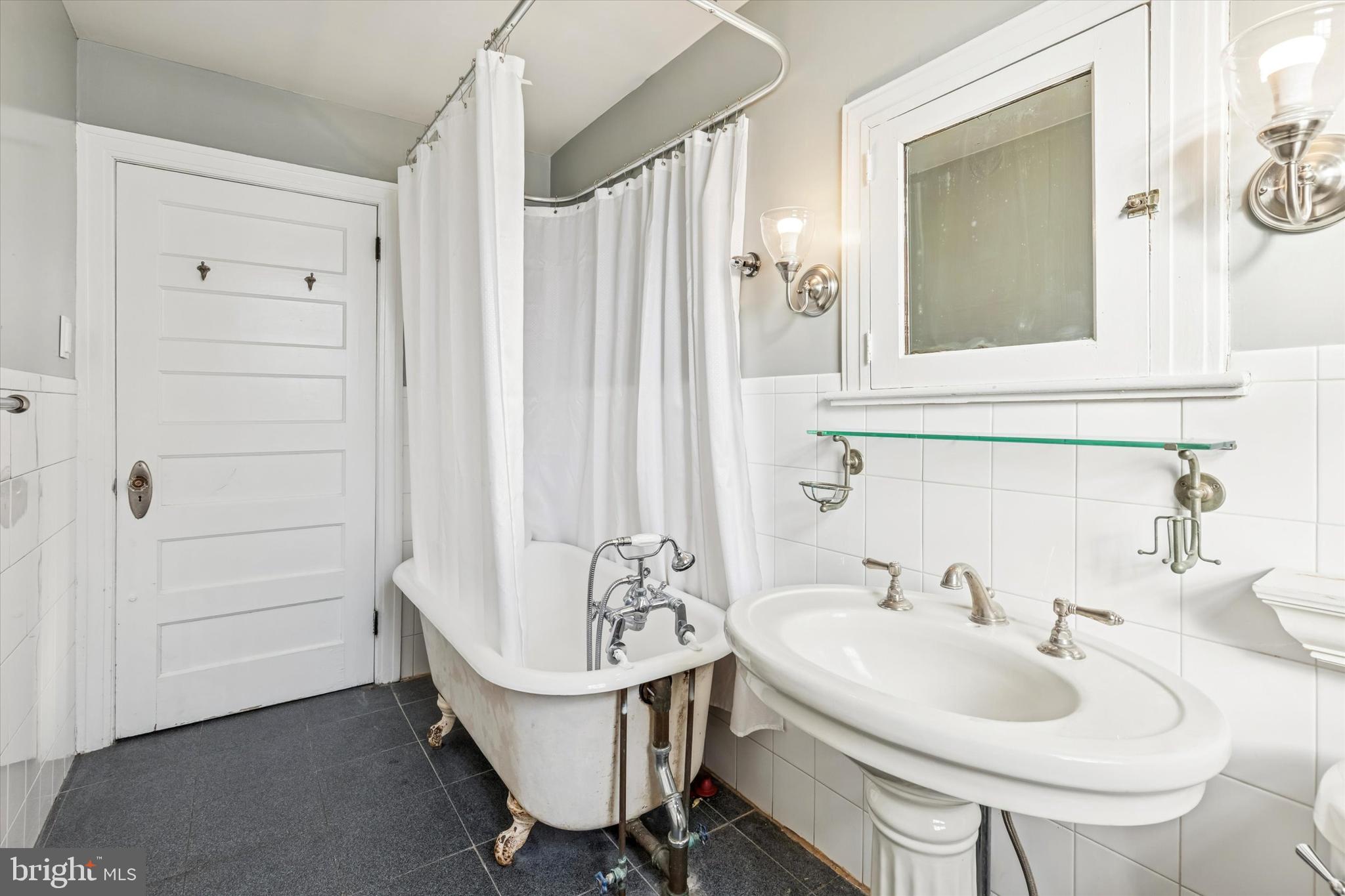 ARDMORE - Residential