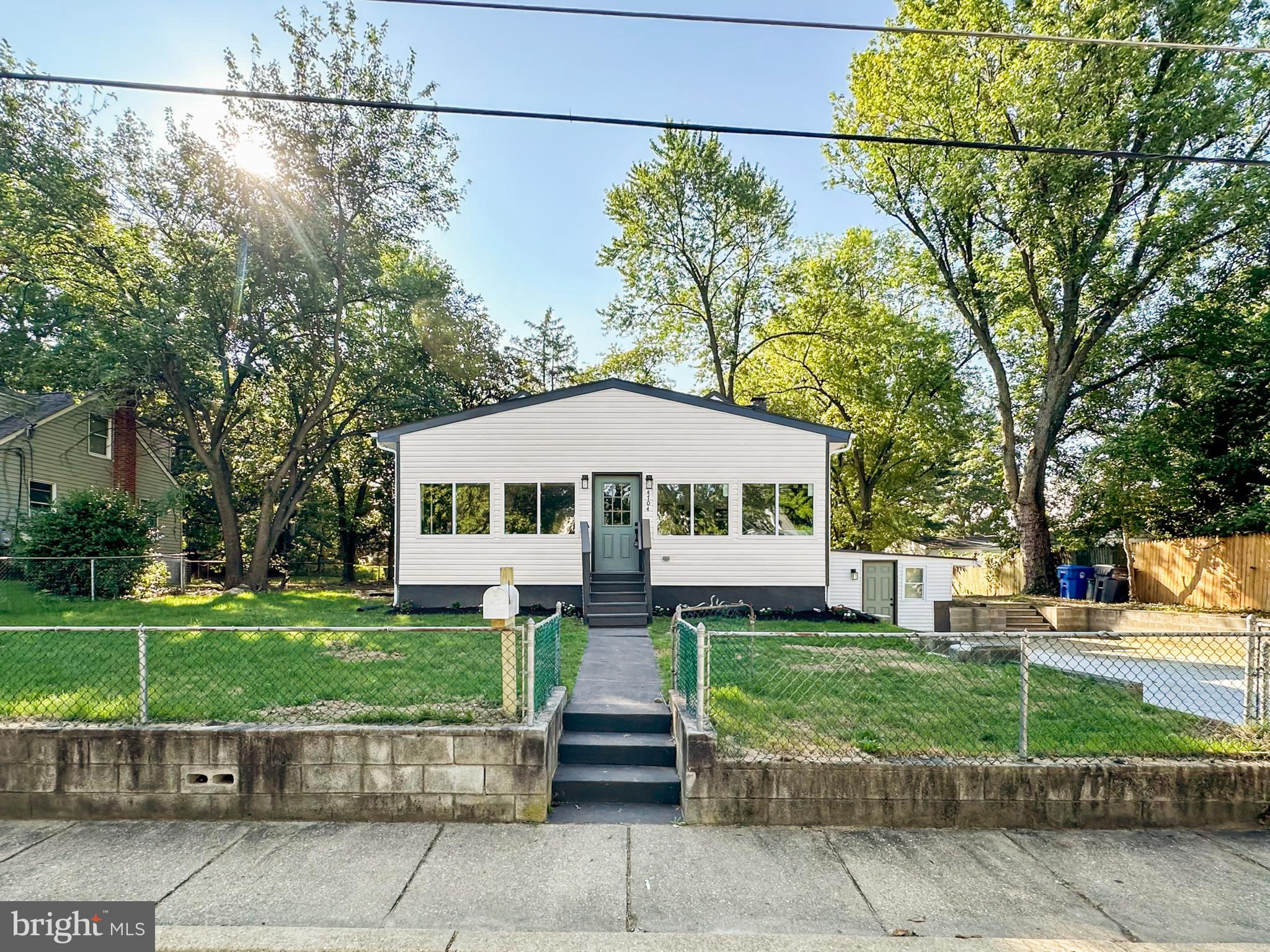 UPPER MORNINGSIDE 1ST AD - Residential