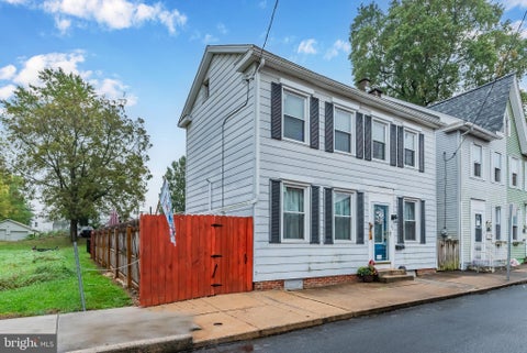 Photo for 132 E LOCUST STREET