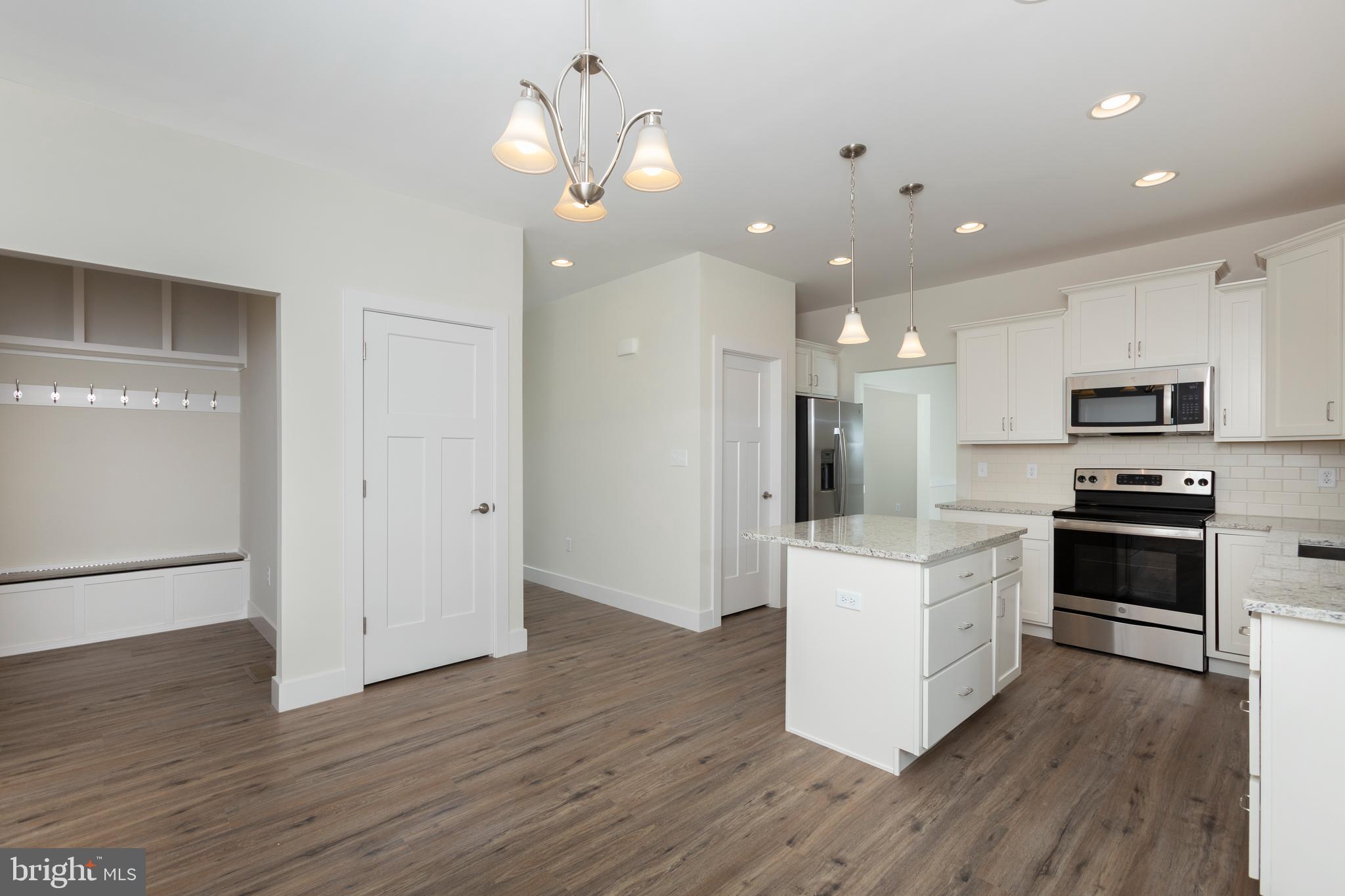 MARGARETS GROVE - Residential