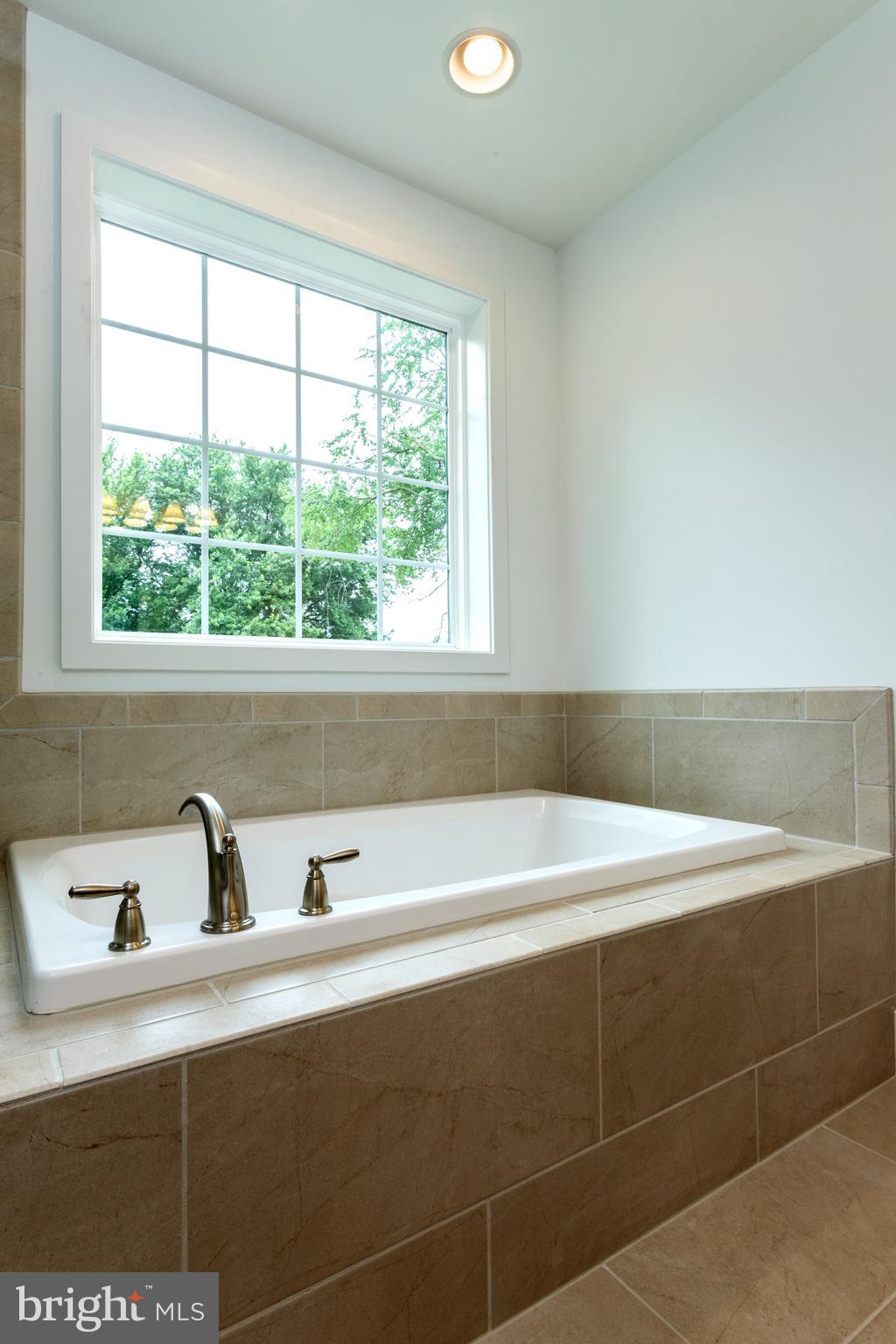 MARGARETS GROVE - Residential