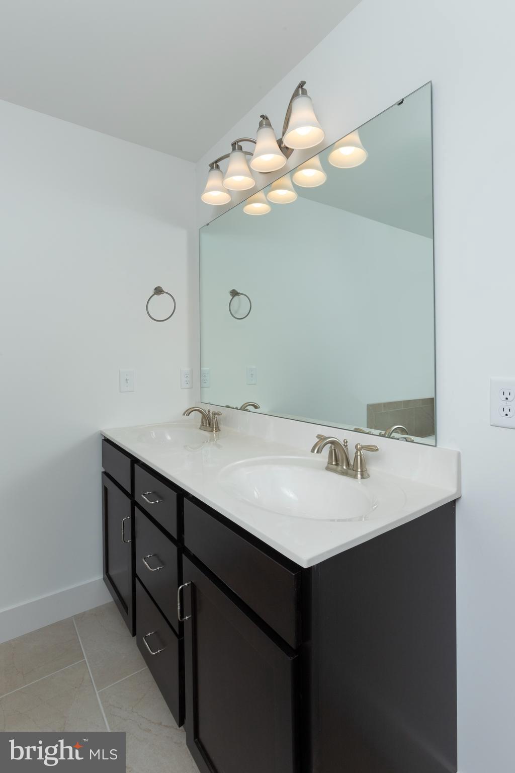 MARGARETS GROVE - Residential